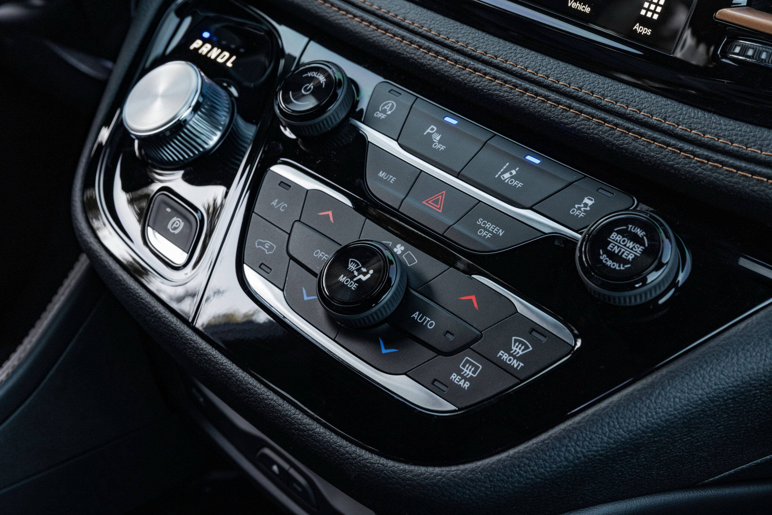 Chrysler’s CEO Says Buy The Minivan, And The Data Says He Really Needs You To