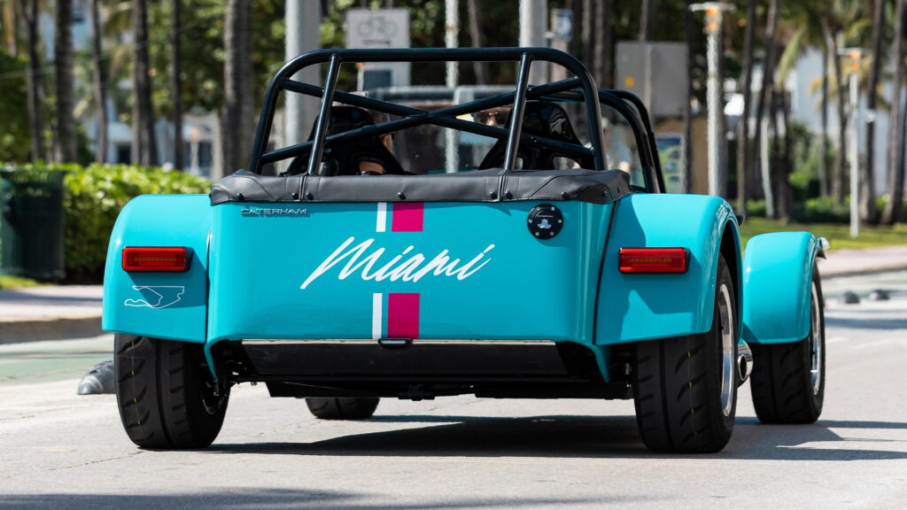  Caterham&rsquo;s Miami Special Weighs Half A Miata And Does 0-60 In 3.8 Seconds On Just 210 HP