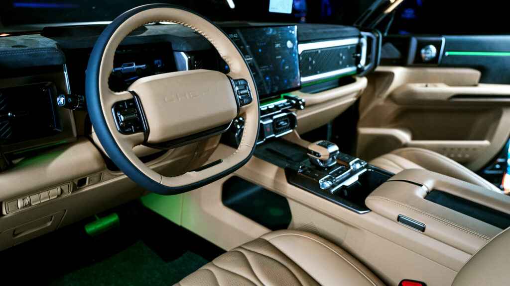  The Chinese Pickup Taking On Ford’s Ranger Just Got An Interior Worth Talking About