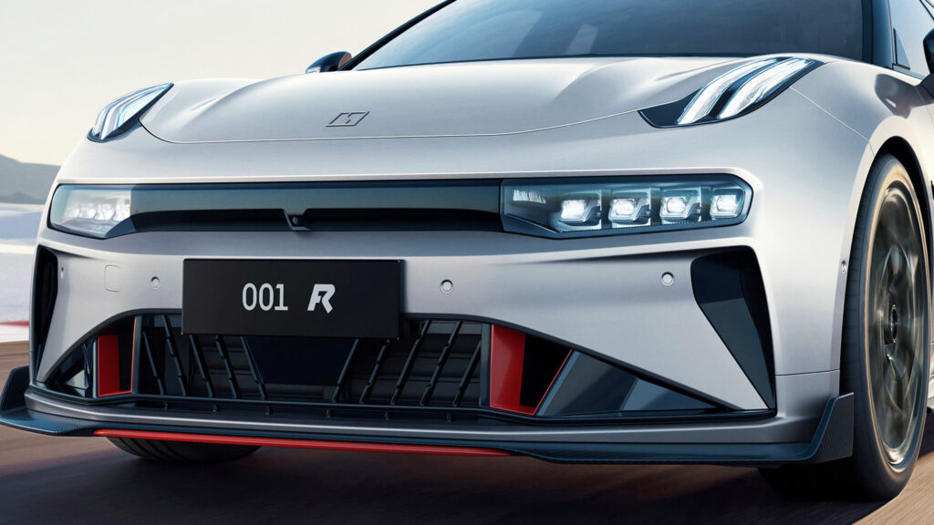  American Influencers Are Reviewing Chinese Cars That Are Illegal To Own Here, And It’s Not By Accident