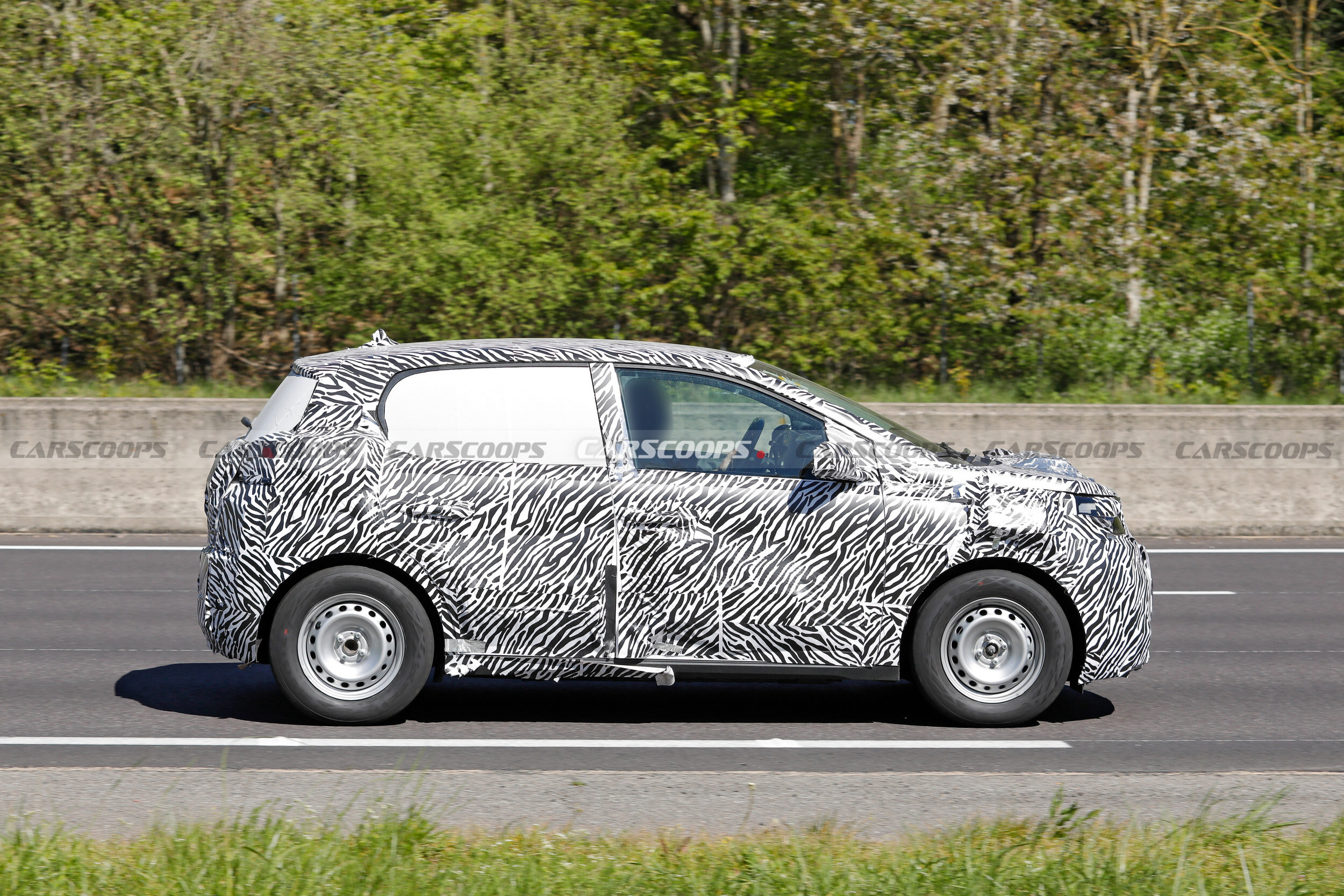 Бюджетният EV Spring на Dacia премества производството в Европа – и става все по-скъп