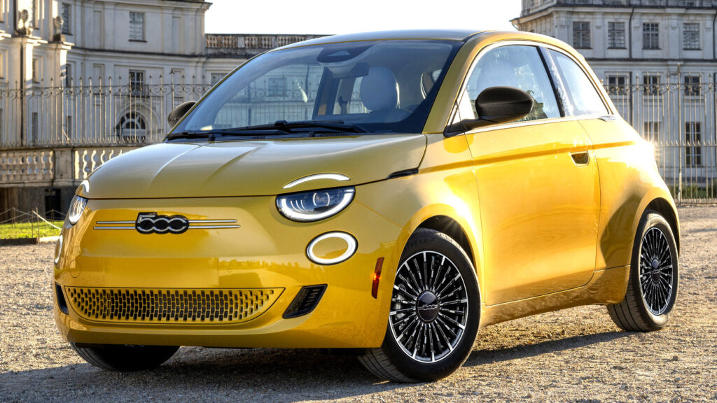 Dealers Can’t Move The 500e At $15,000 Off. Fiat’s Response Is A $5,200 Price Hike