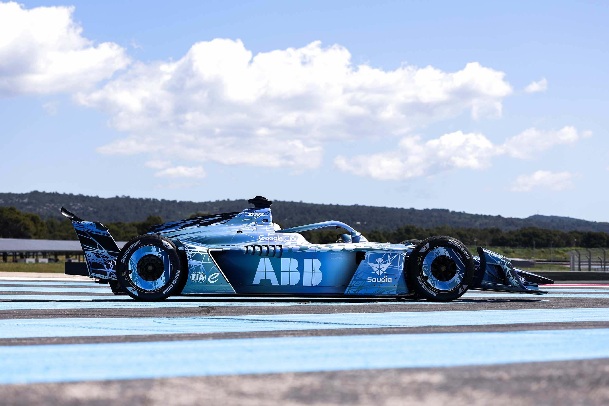 Gen4 Formula E Race Car Brings Massive 336 HP Power Boost