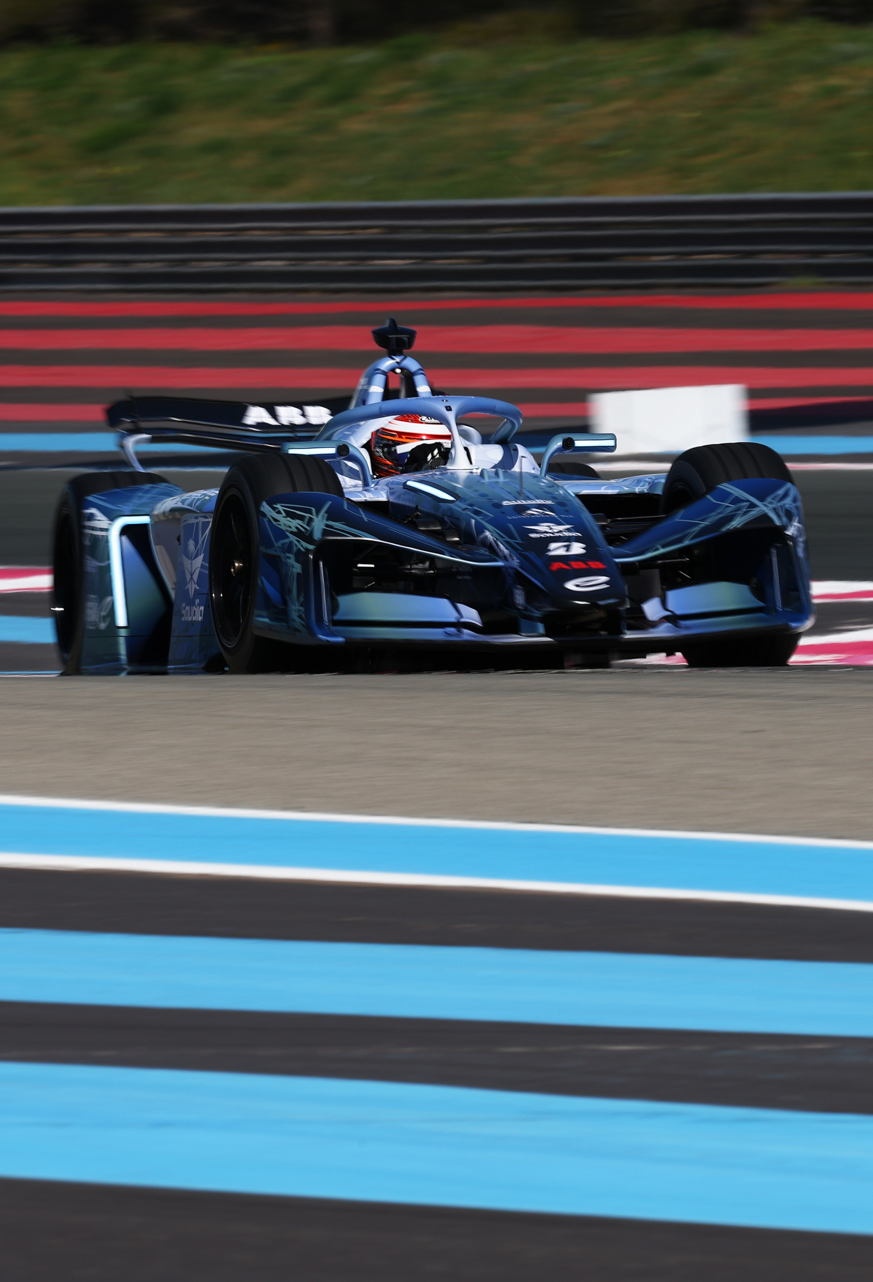 Gen4 Formula E Race Car Brings Massive 336 HP Power Boost
