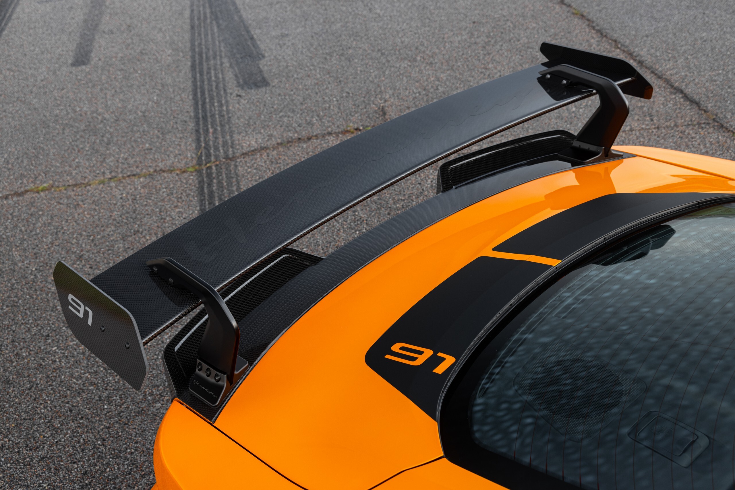 Найпотужніший серійний Mustang від Ford має 815 к.с., каже Hennessey. Затримайся.