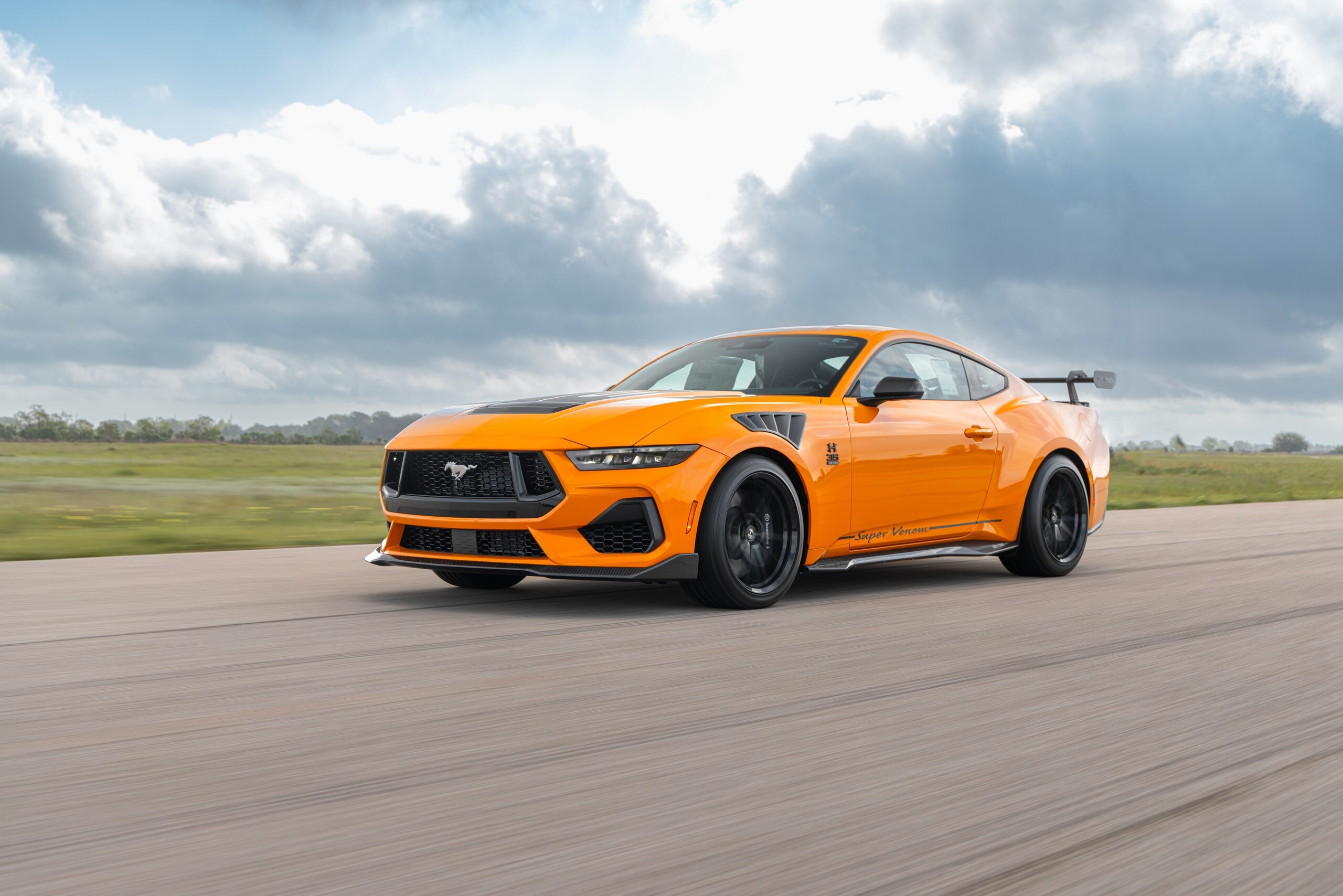 Найпотужніший серійний Mustang від Ford має 815 к.с., каже Hennessey. Затримайся.