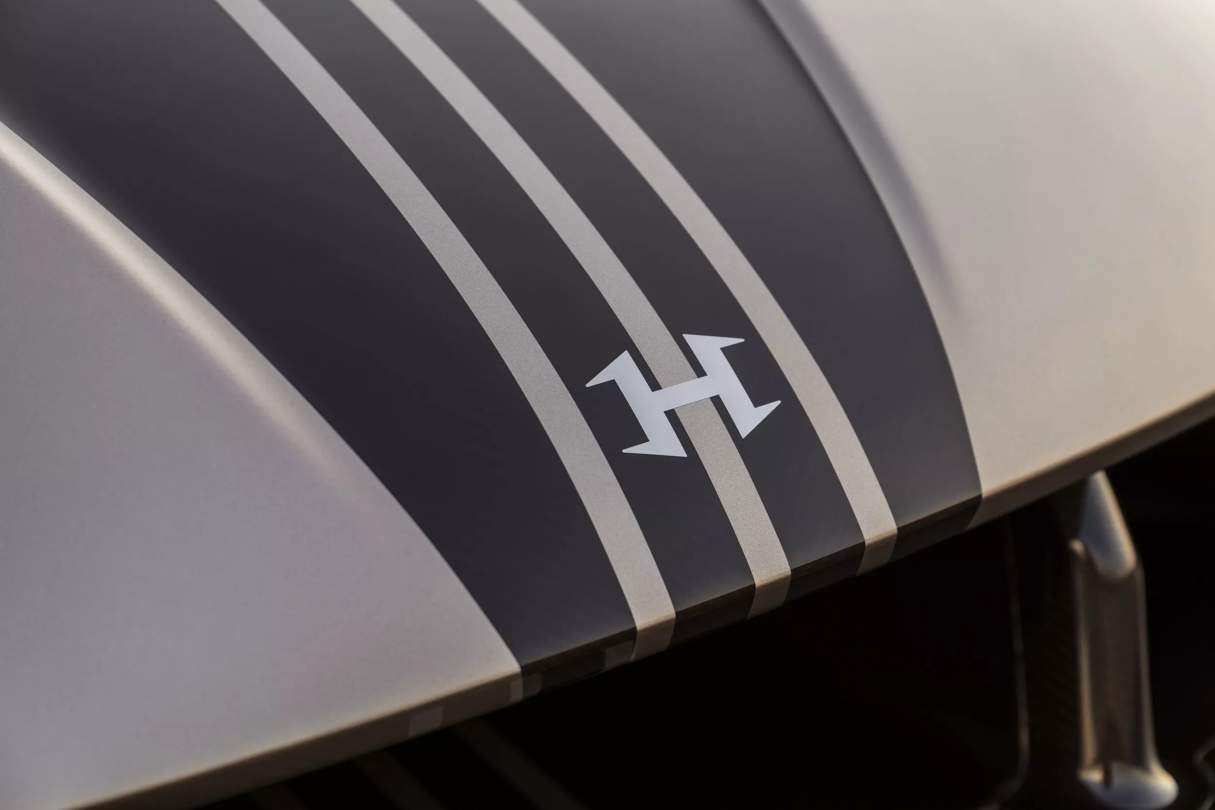 A 6-Speed Gated Manual In A 2,031-HP Hypercar Is Either Brilliant Engineering Or A Very Expensive Dare