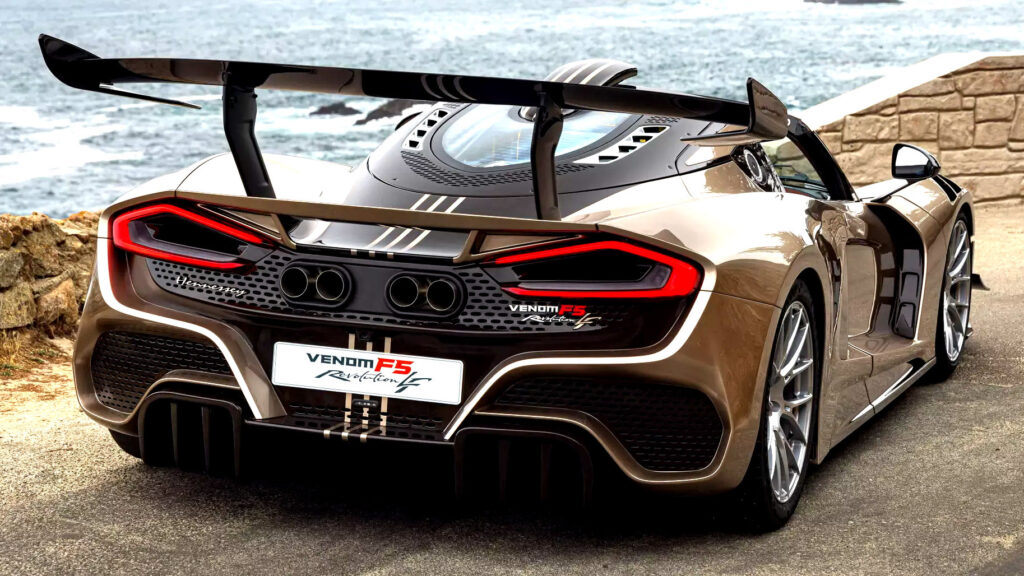  A 6-Speed Gated Manual In A 2,031-HP Hypercar Is Either Brilliant Engineering Or A Very Expensive Dare