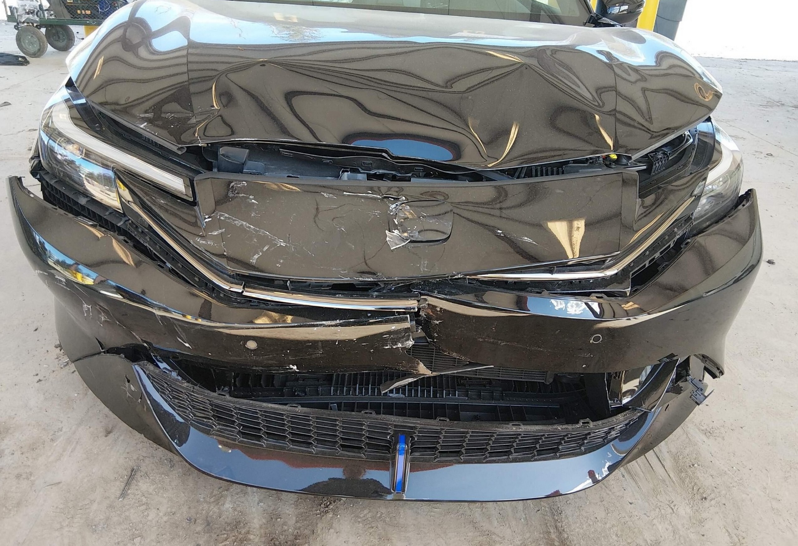 A New Prelude With 417 Miles Hit A Junkyard Before Honda Hit Its First Sales Target, And It’s Not Alone