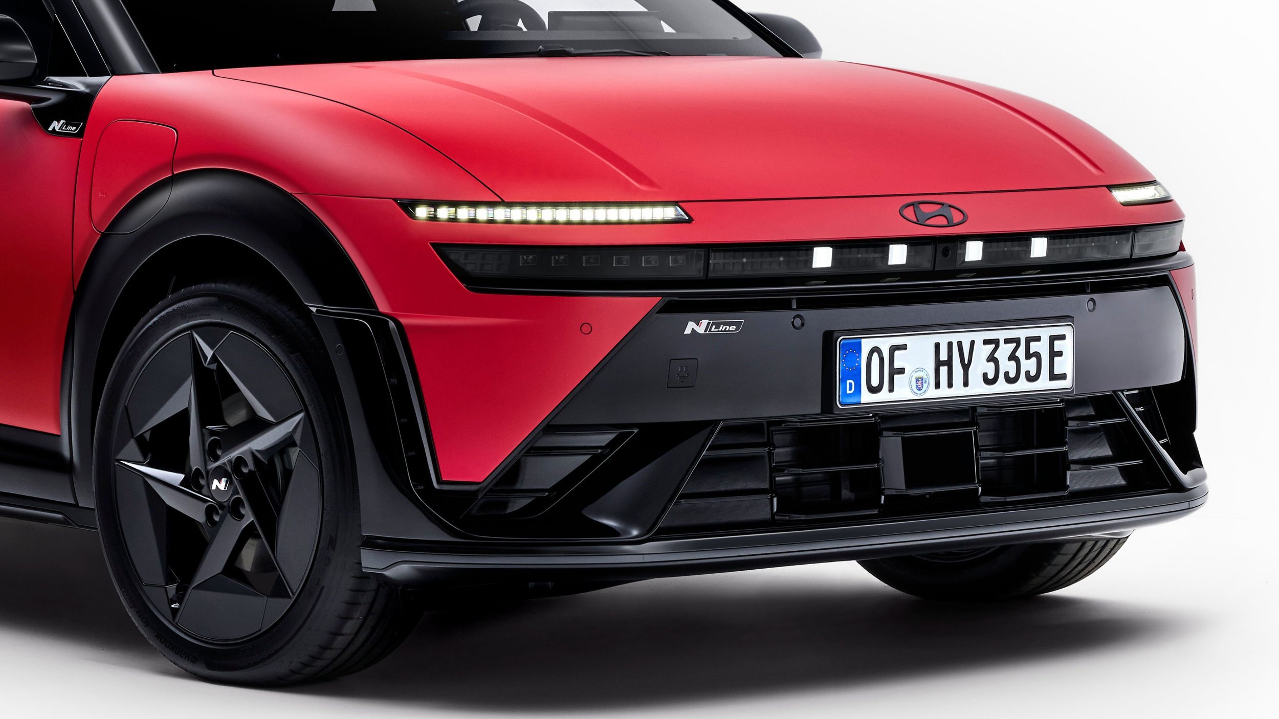 Hyundai’s Ioniq 3 Looks Like Someone Crossed A Veloster With A Pontiac Aztek