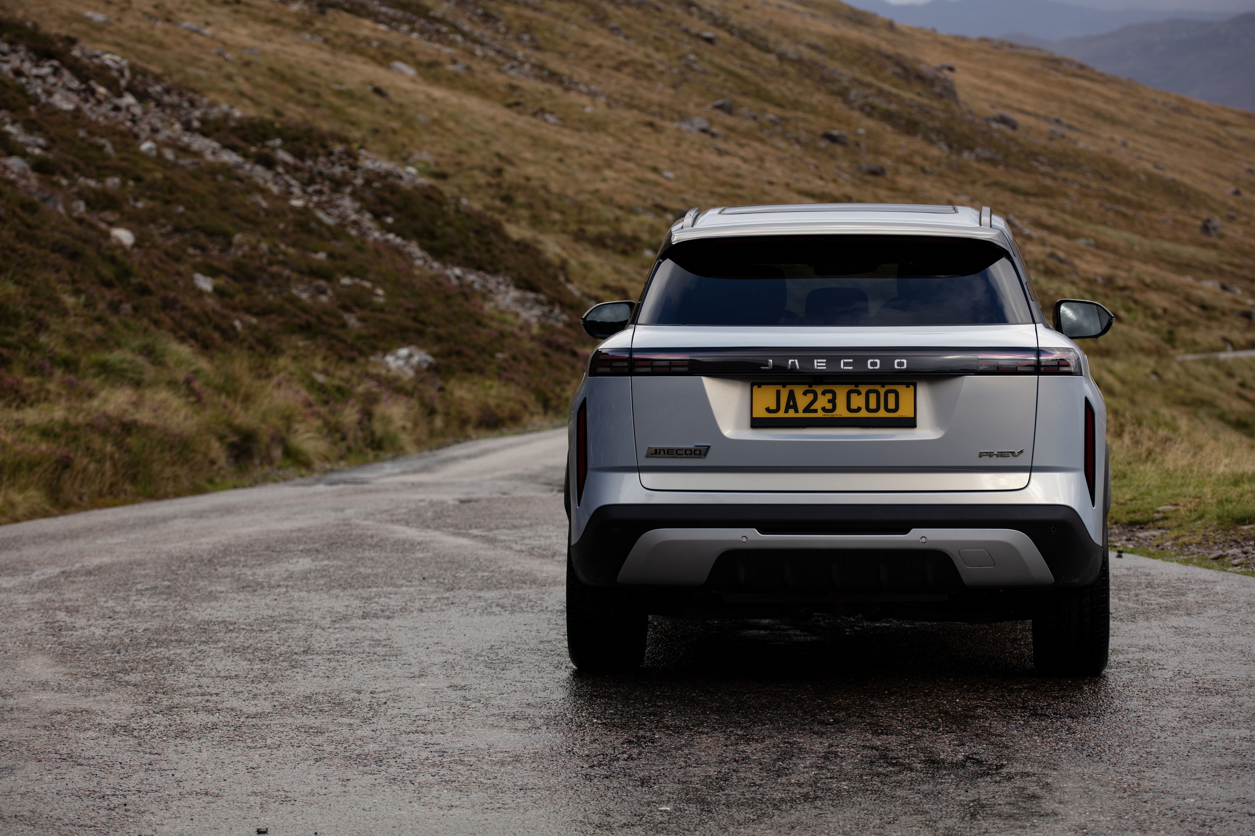 They Nicknamed It The Temu Range Rover, Car Insurers Are Pricing It Like The Real One
