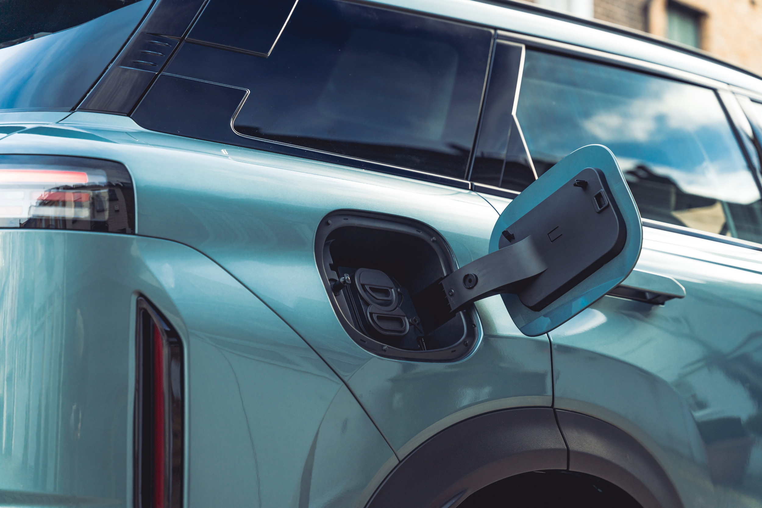 They Nicknamed It The Temu Range Rover, Car Insurers Are Pricing It Like The Real One