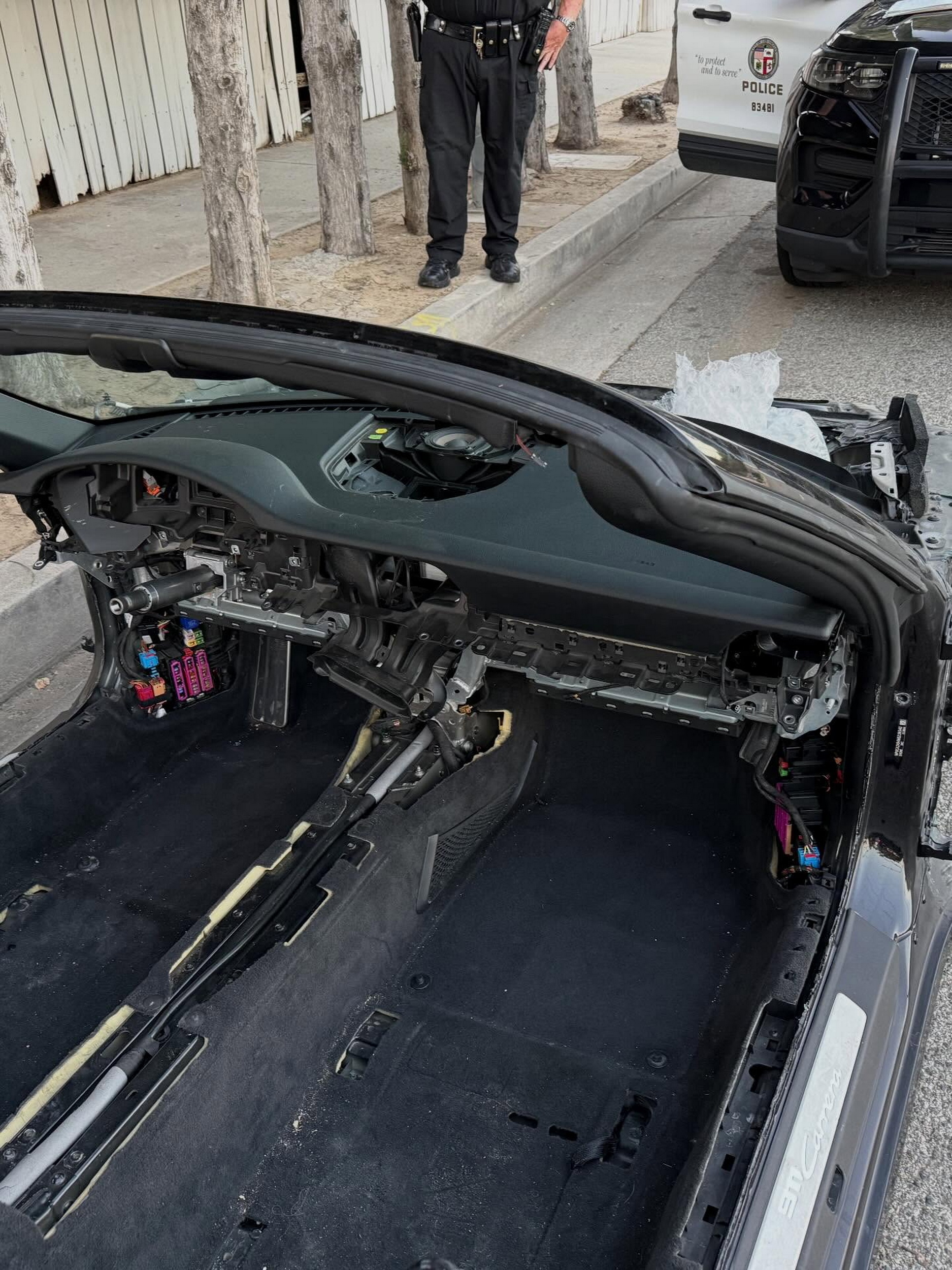 LA Thieves Stripped A Porsche So Bare That Bystanders Thought It Was A Mazda