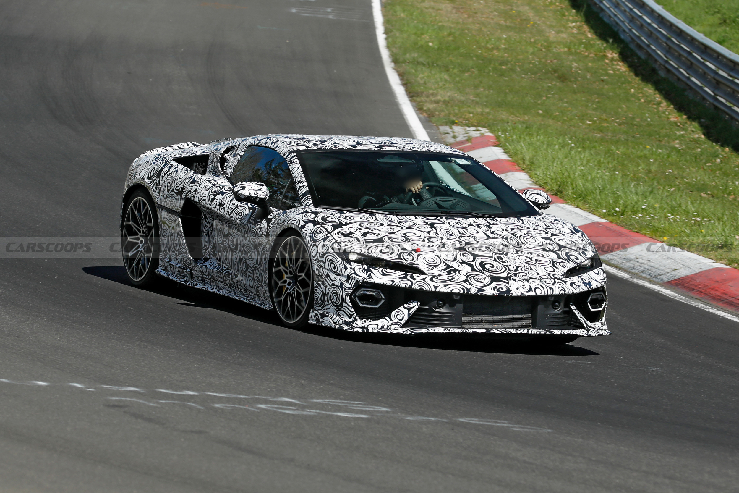 Lamborghini’s Newest V8 Is Already Getting A Second Body Style