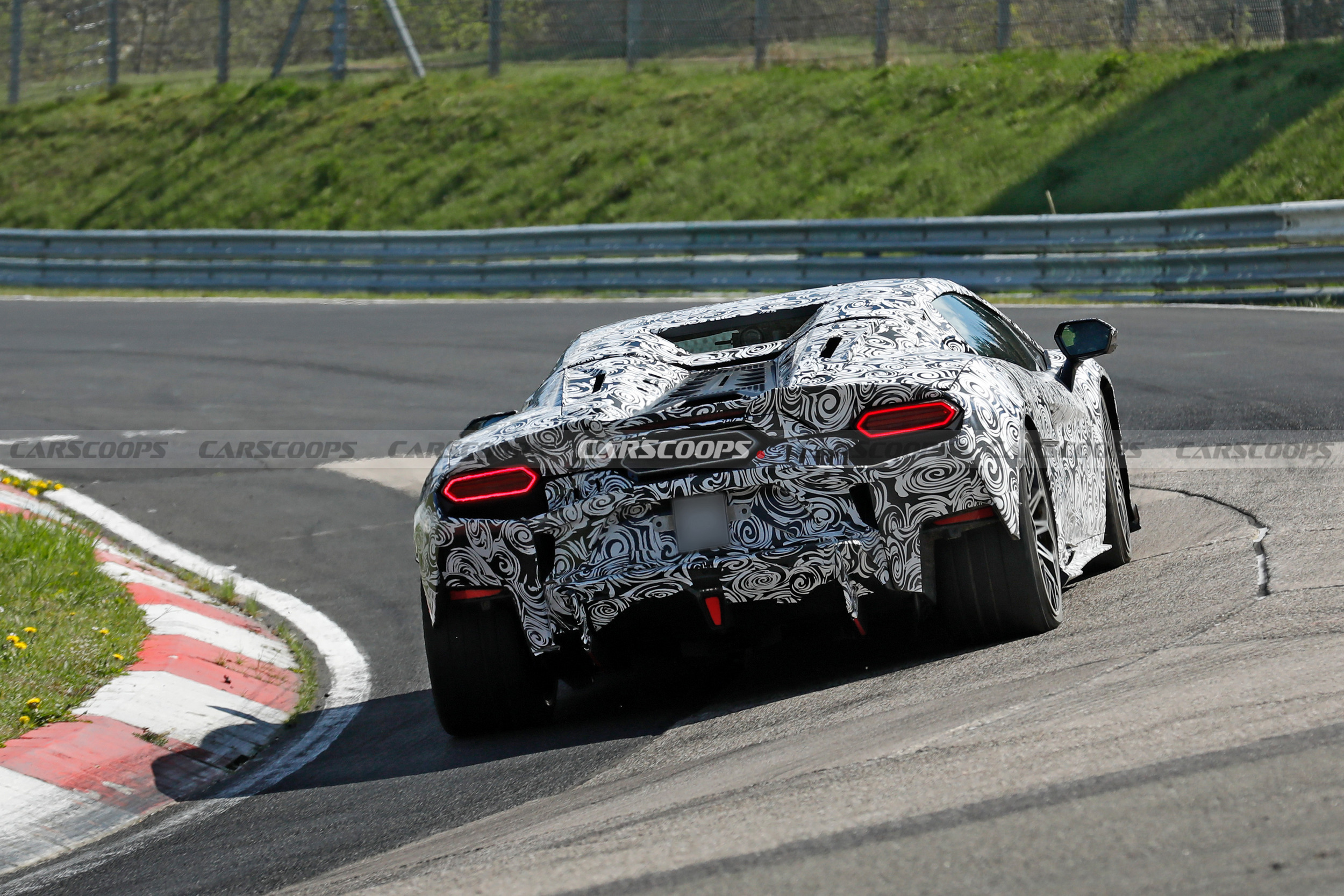 Lamborghini’s Newest V8 Is Already Getting A Second Body Style