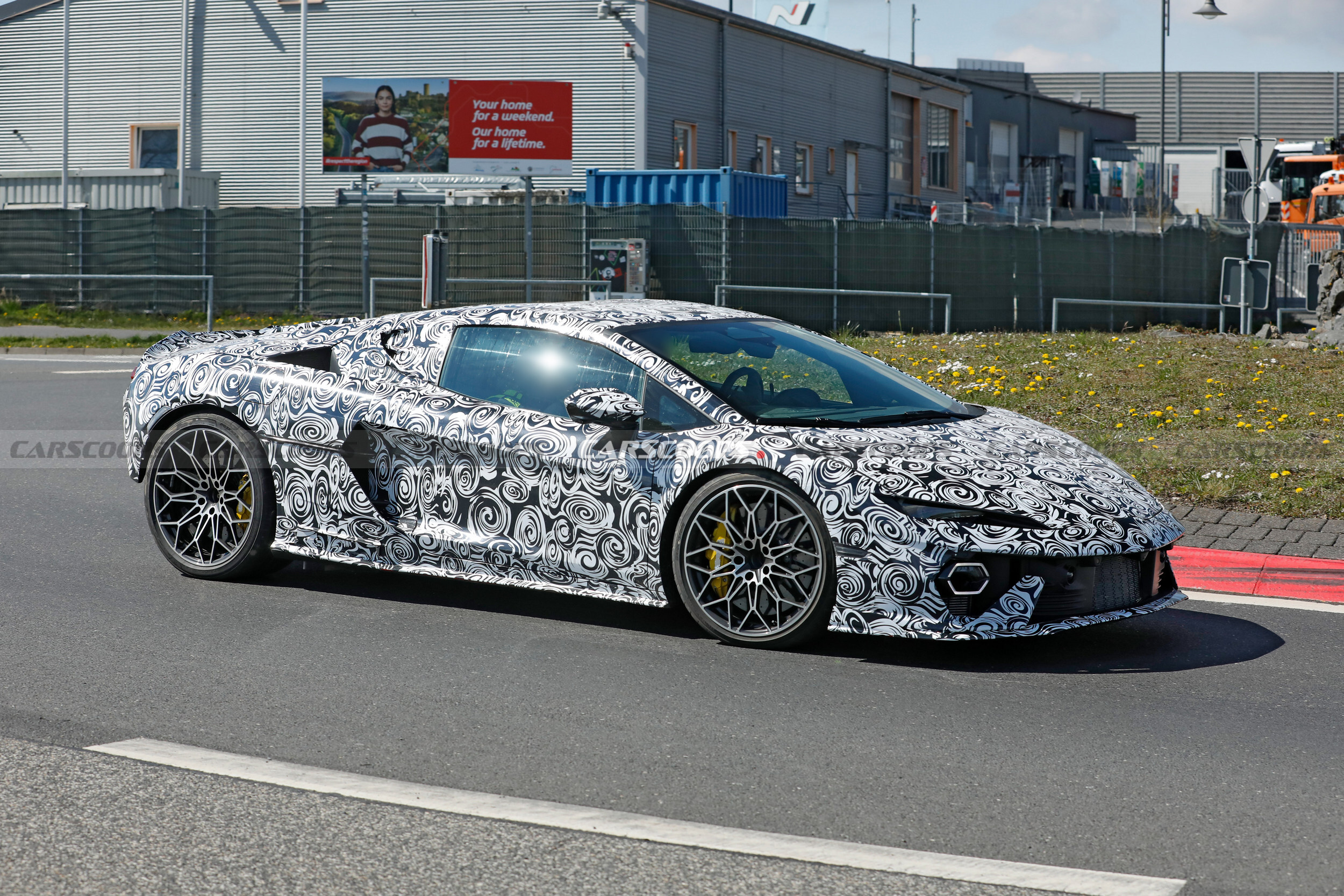 Lamborghini’s Newest V8 Is Already Getting A Second Body Style
