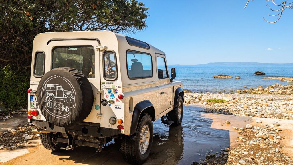  A 2003 Land Rover Defender 90 Makes 120 HP And Somehow Made Me Want To Keep The Keys