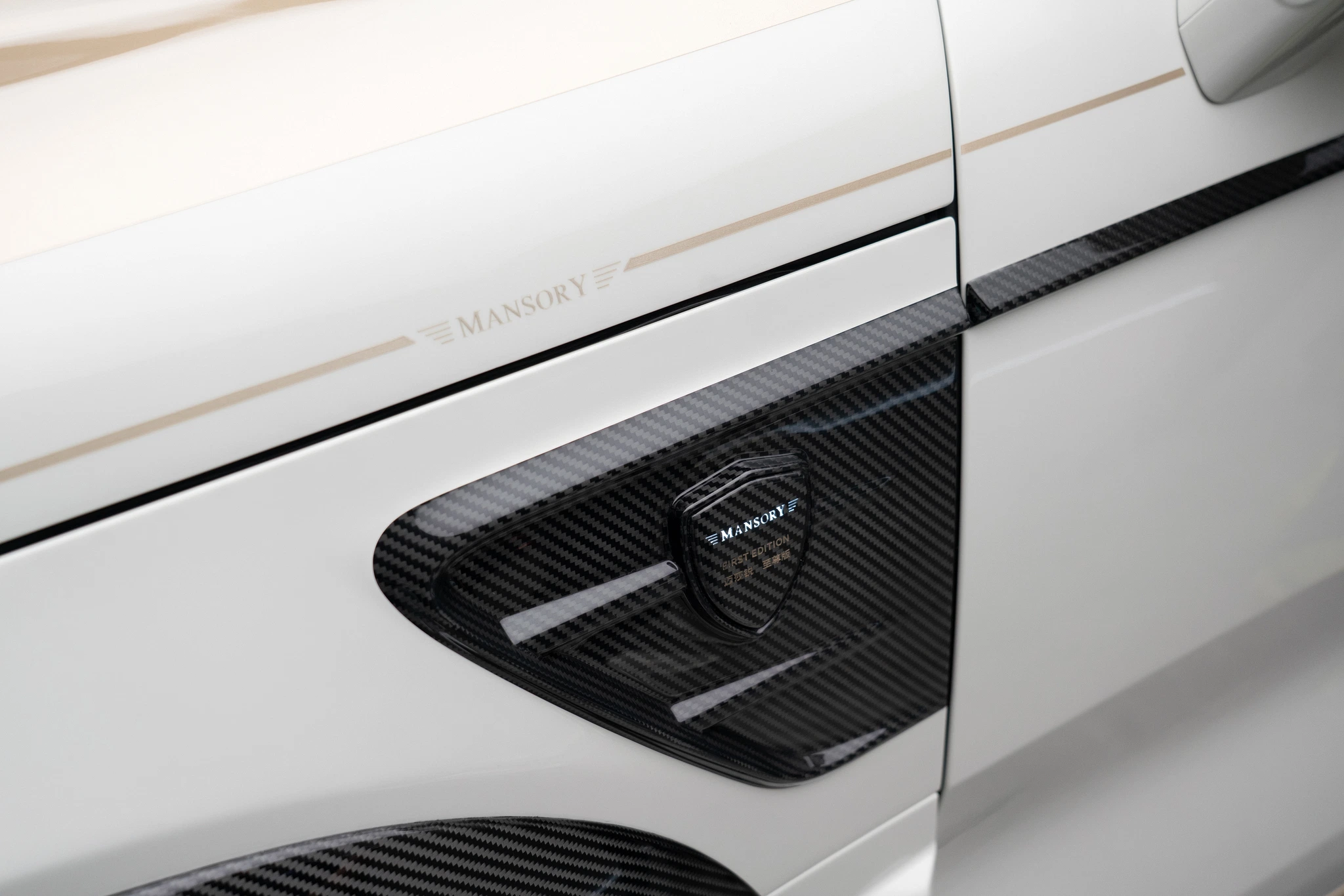 Китайська відповідь на Rolls-Royce Cullinan виглядала стильно, і Mansory це виправила