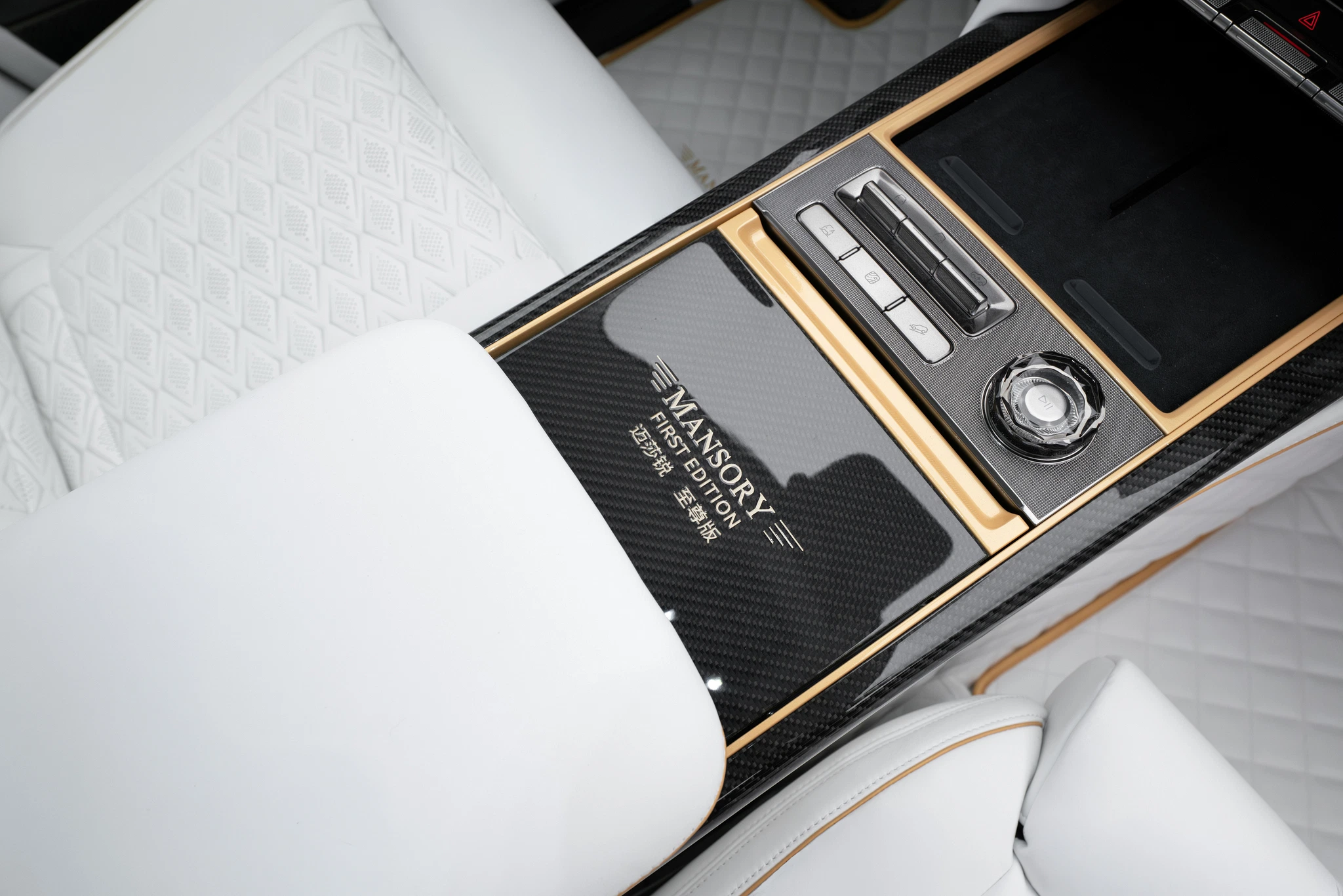 Китайська відповідь на Rolls-Royce Cullinan виглядала стильно, і Mansory це виправила