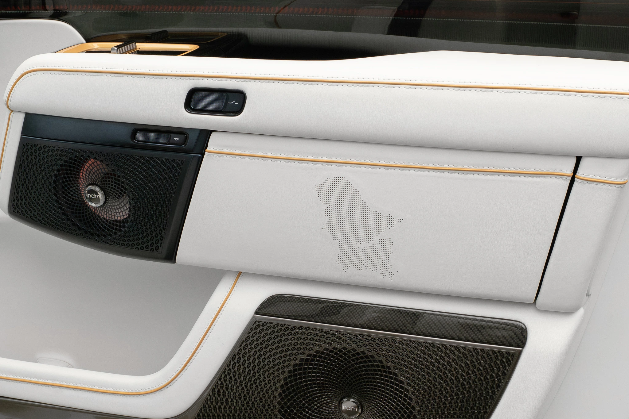 Китайська відповідь на Rolls-Royce Cullinan виглядала стильно, і Mansory це виправила