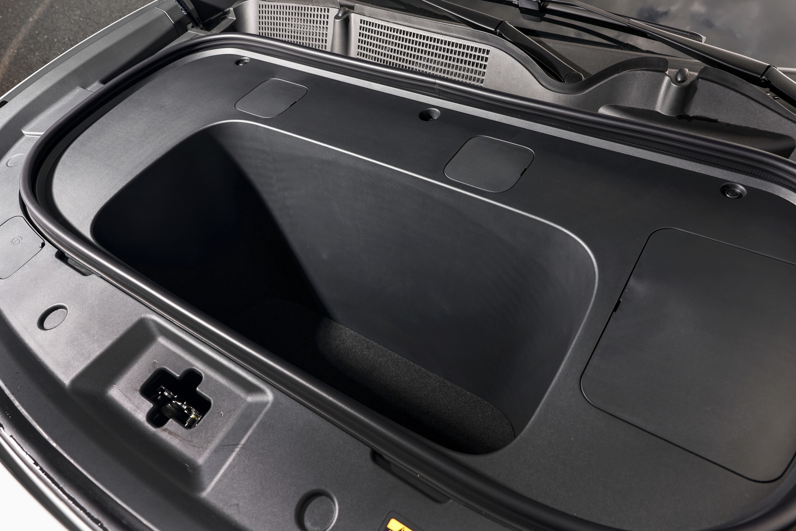 Mazda Priced Its New CX-6e At $20,500 In China And Nearly Double That In Australia