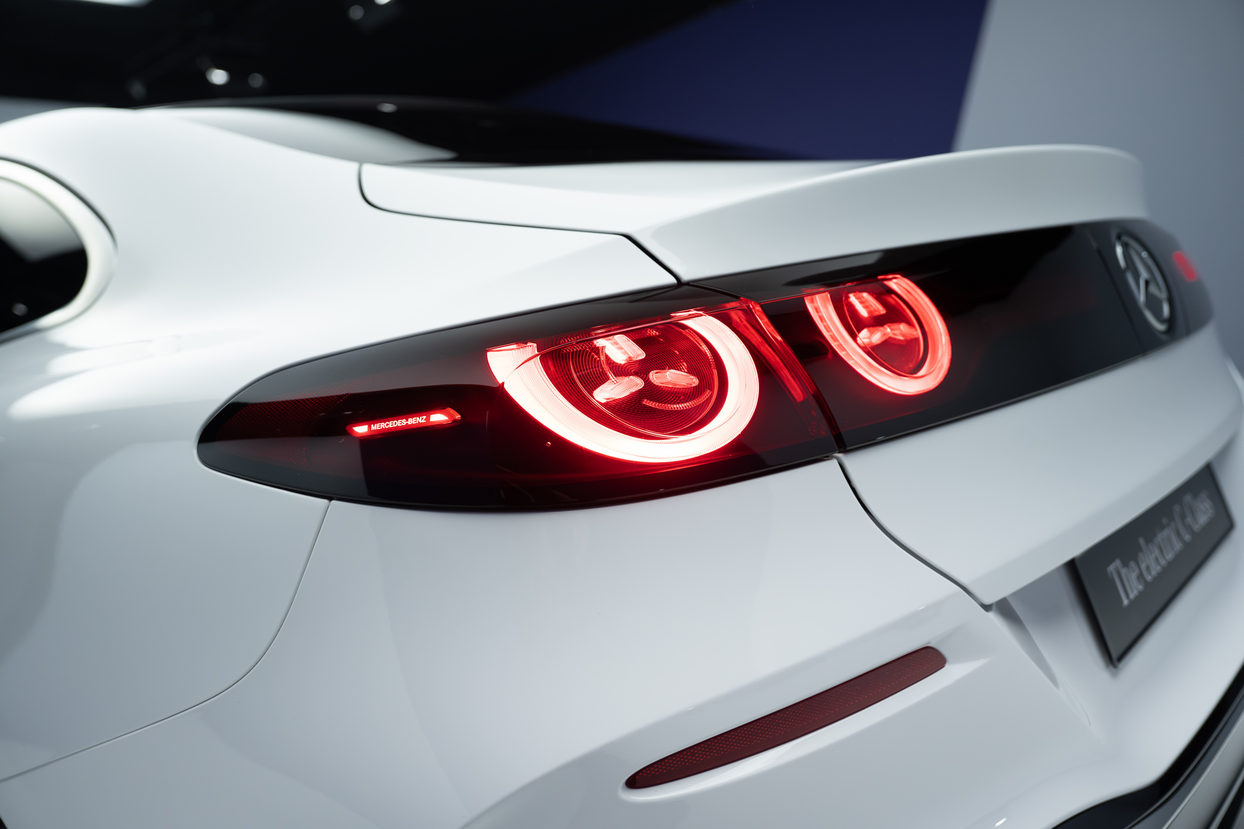 Mercedes’ Electric C-Class Is The BMW i3’s Neue Nightmare