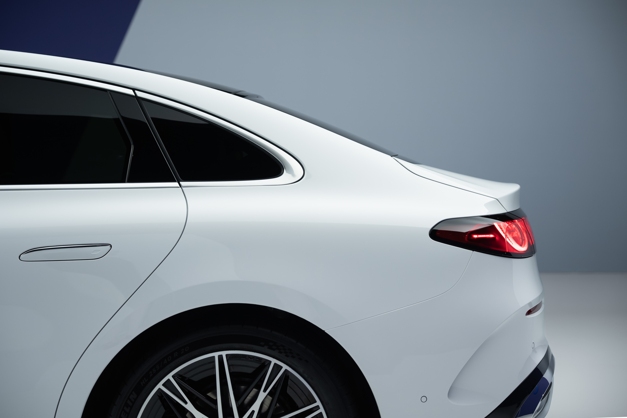 Mercedes’ Electric C-Class Is The BMW i3’s Neue Nightmare