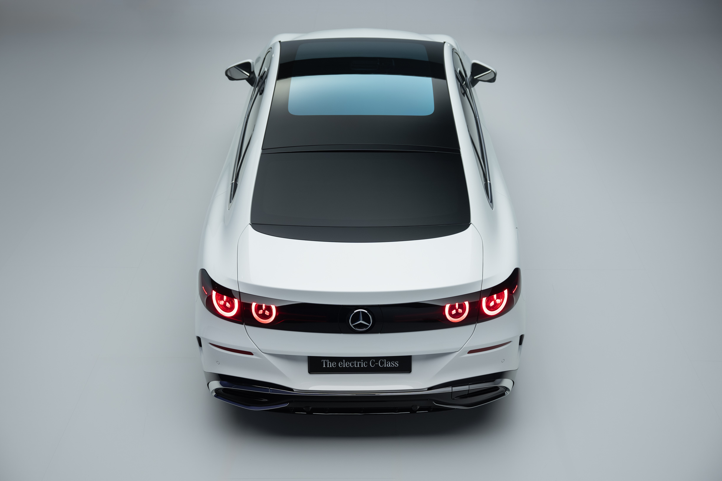 Mercedes’ Electric C-Class Is The BMW i3’s Neue Nightmare