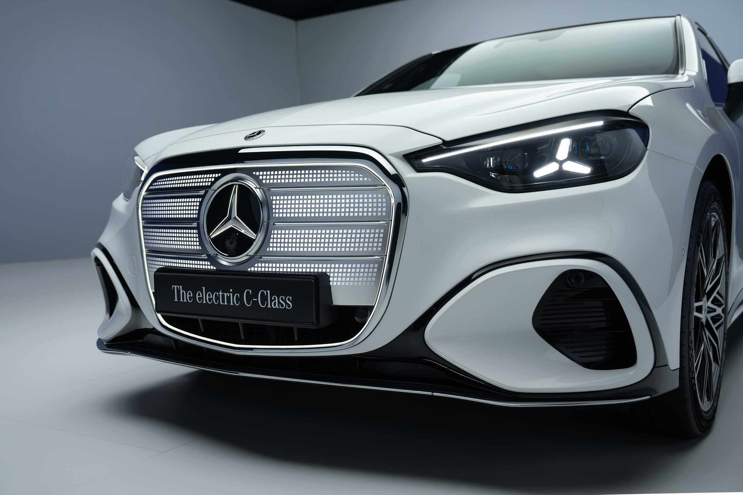Mercedes’ Electric C-Class Is The BMW i3’s Neue Nightmare