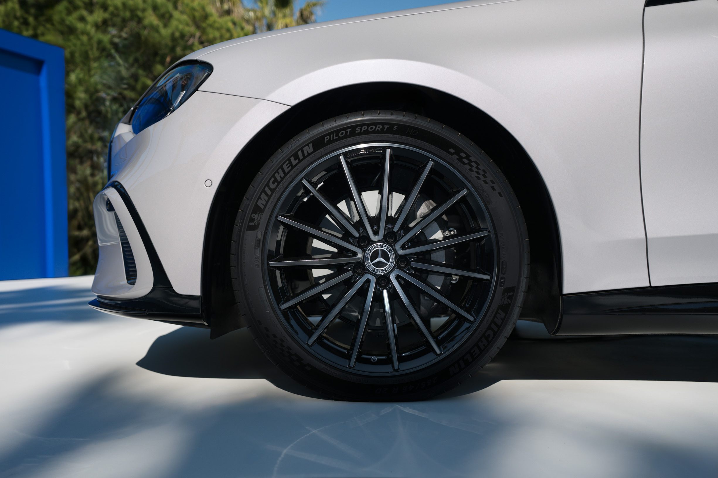 Mercedes’ Electric C-Class Is The BMW i3’s Neue Nightmare