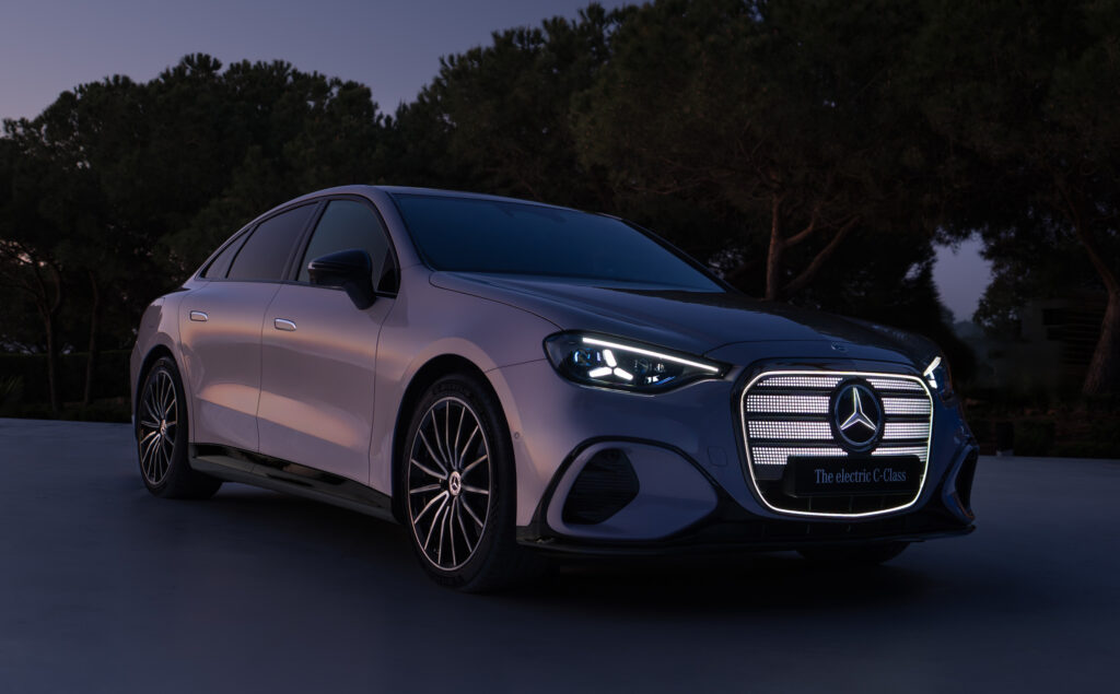  Mercedes&rsquo; Electric C-Class Is The BMW i3&rsquo;s Neue Nightmare