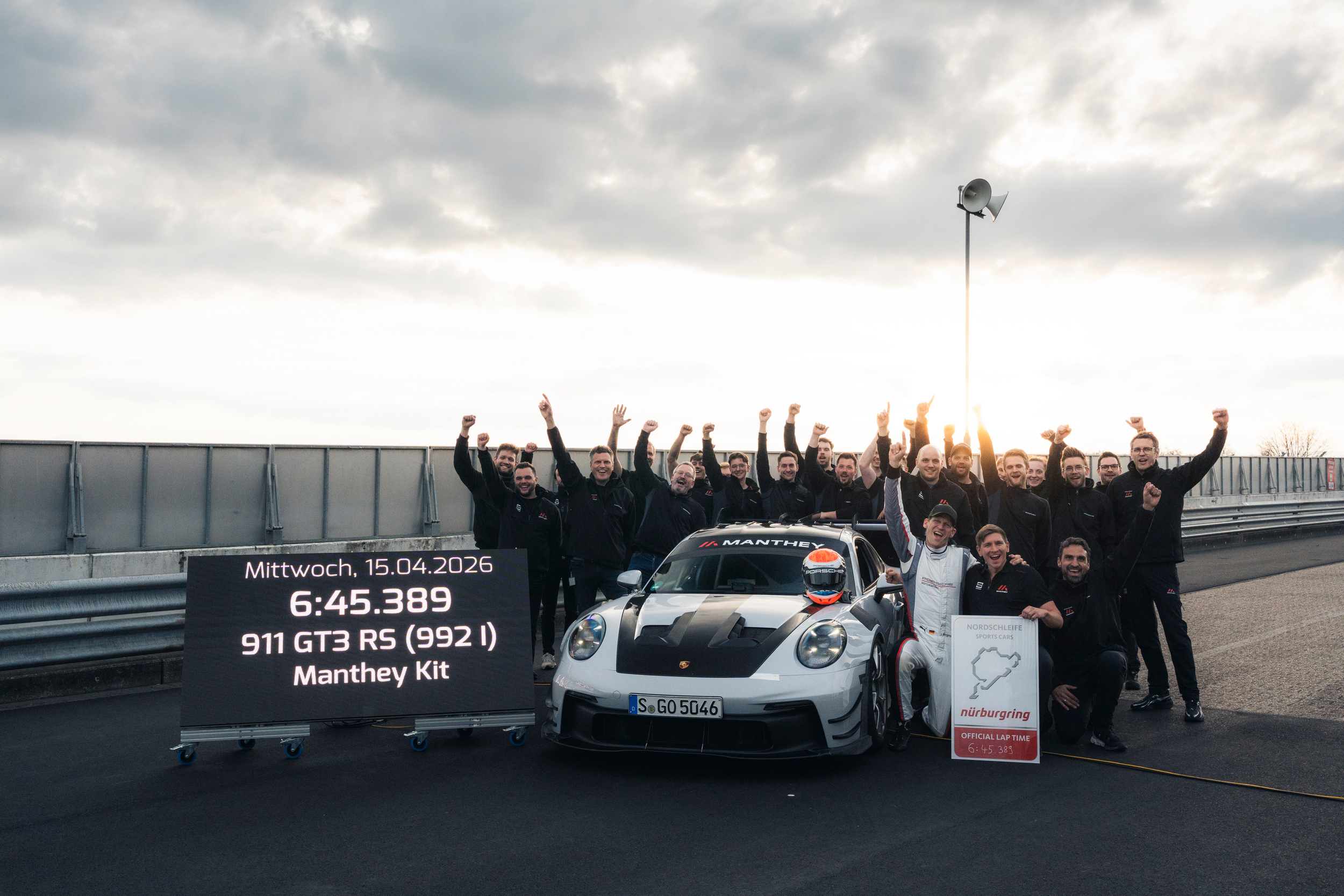 Porsche від Manthey щойно проїхав майже ідеальне коло Нюрбургрингу. Mustang все ж таки перевершив його