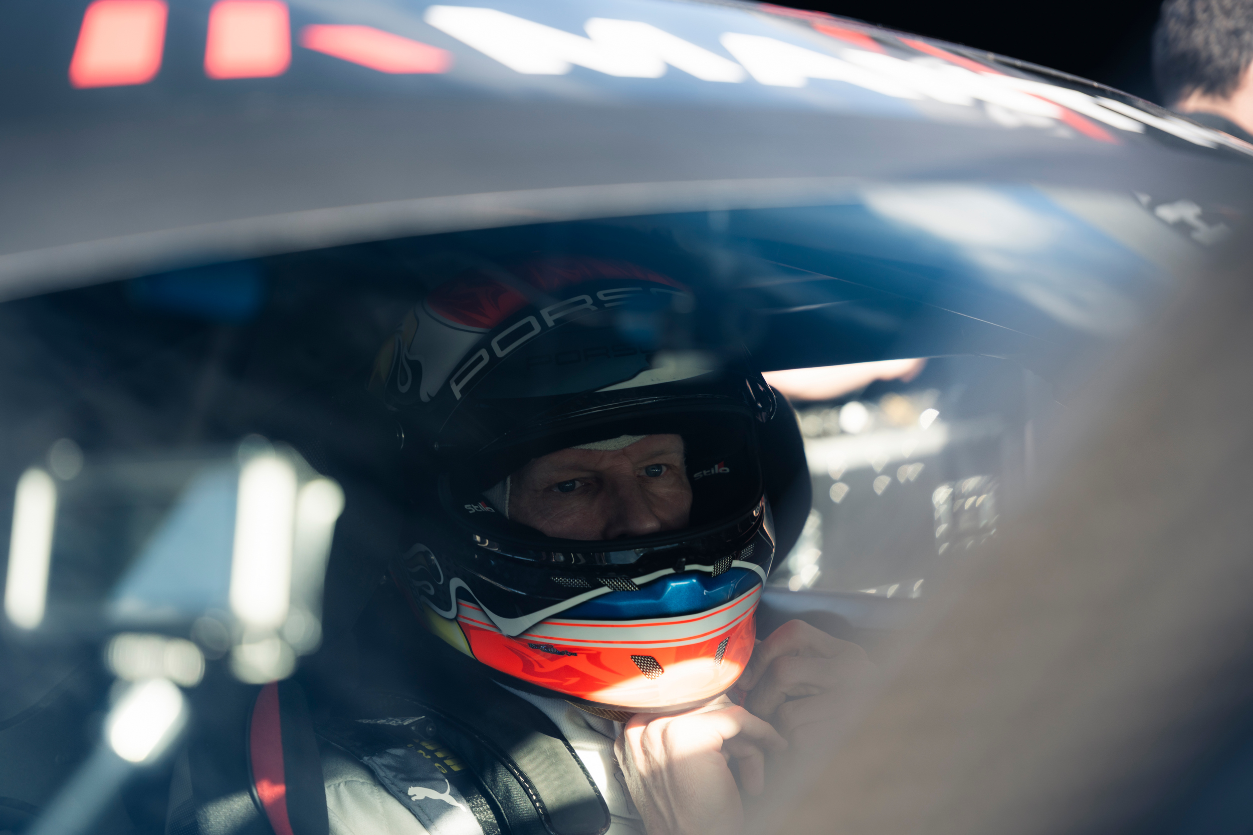 Porsche від Manthey щойно проїхав майже ідеальне коло Нюрбургрингу. Mustang все ж таки перевершив його