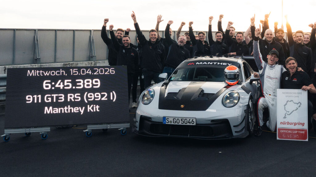  The Manthey Porsche Just Ran A Near-Perfect Nürburgring Lap. A Mustang Still Beat It