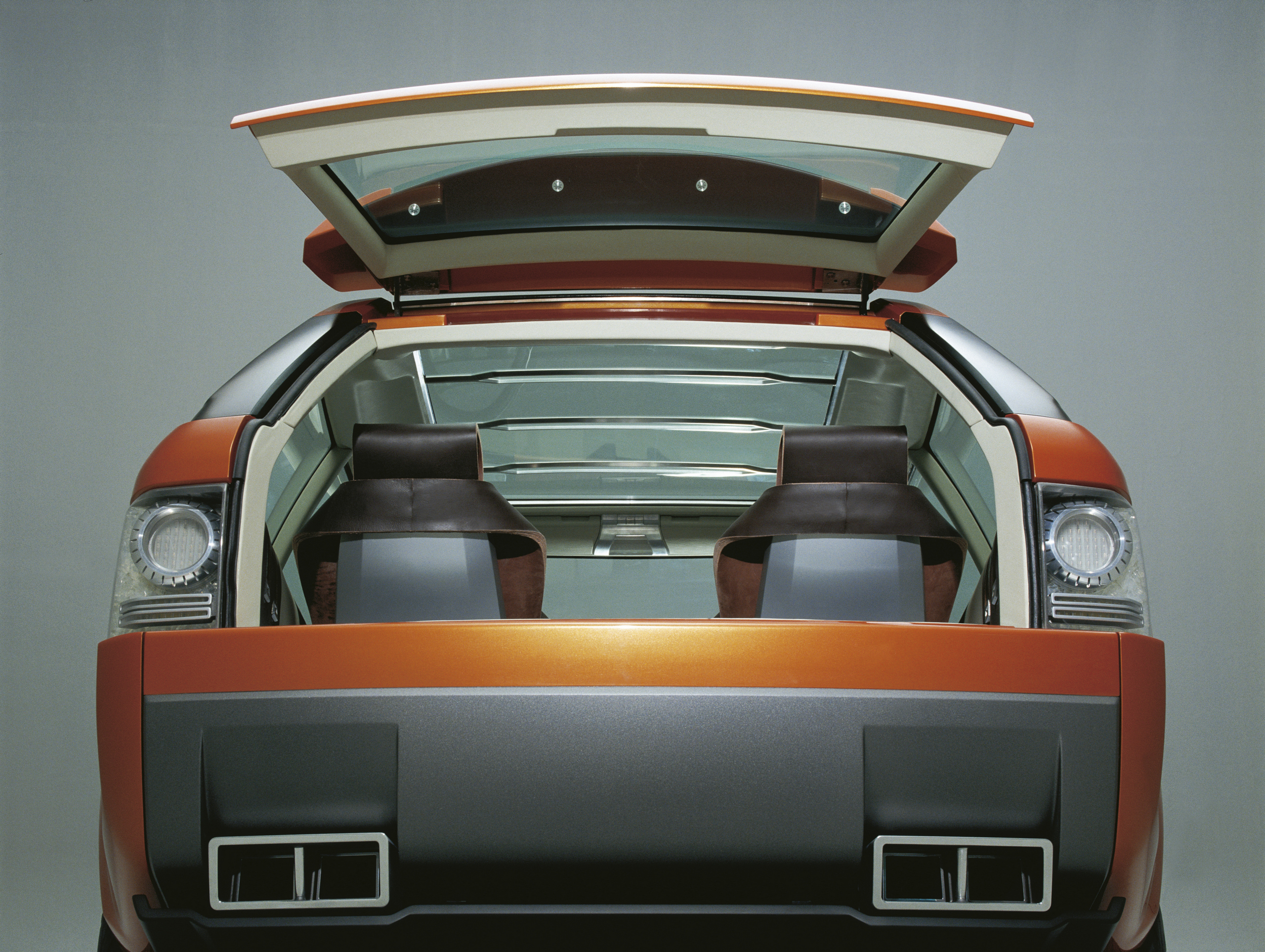 Range Rover Sport Celebrates Two Decades With An Orange Throwback