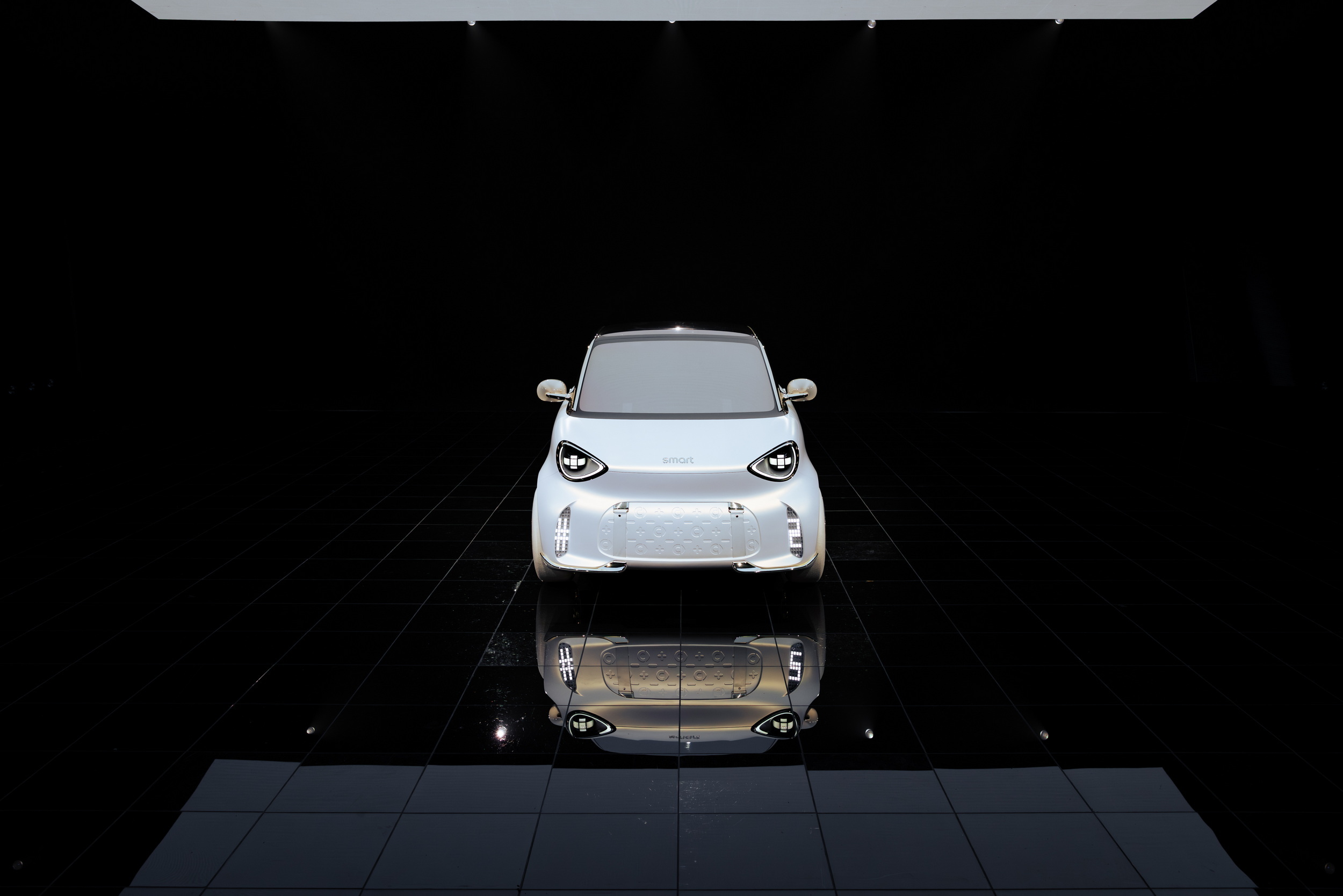 Smart’s Smallest EV Just Grew Almost A Foot, And Mercedes Is To Blame