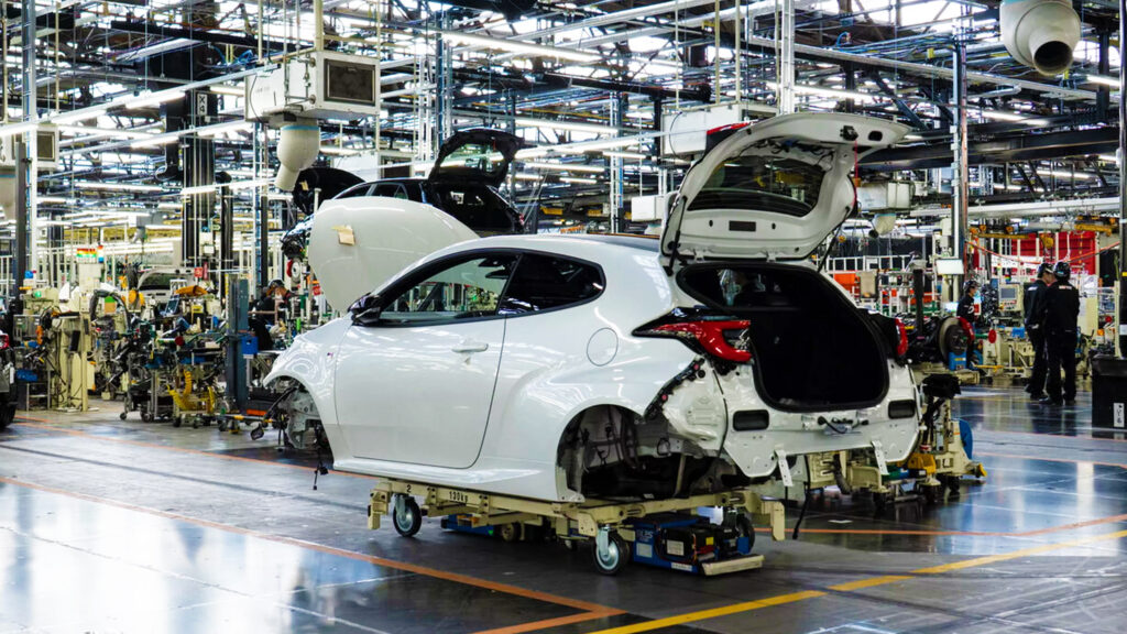  Toyota Needs Foreigner Workers To Drive Its Japanese Expansion