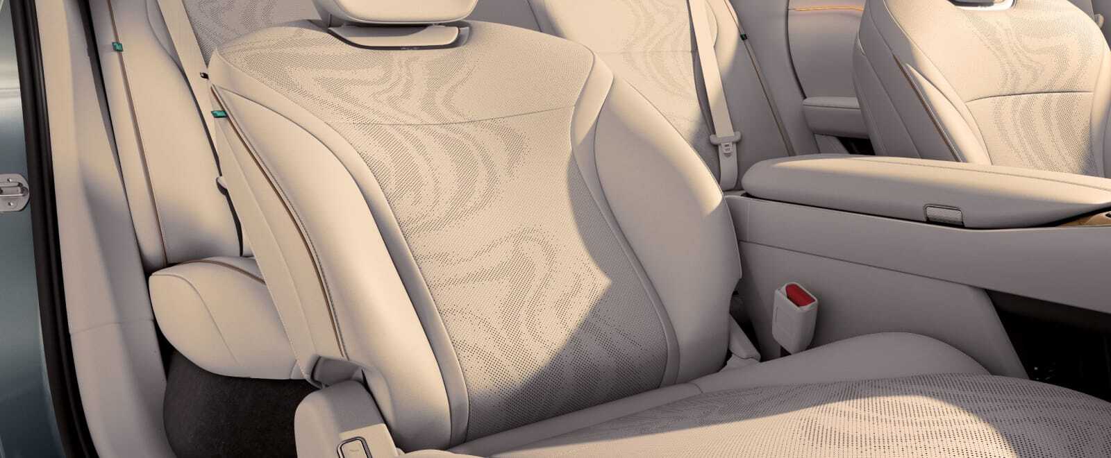 Toyota’s bZ7 Is Bigger Than A Model S And Cheaper Than A Model 3. China Ordered 3,100 In An Hour