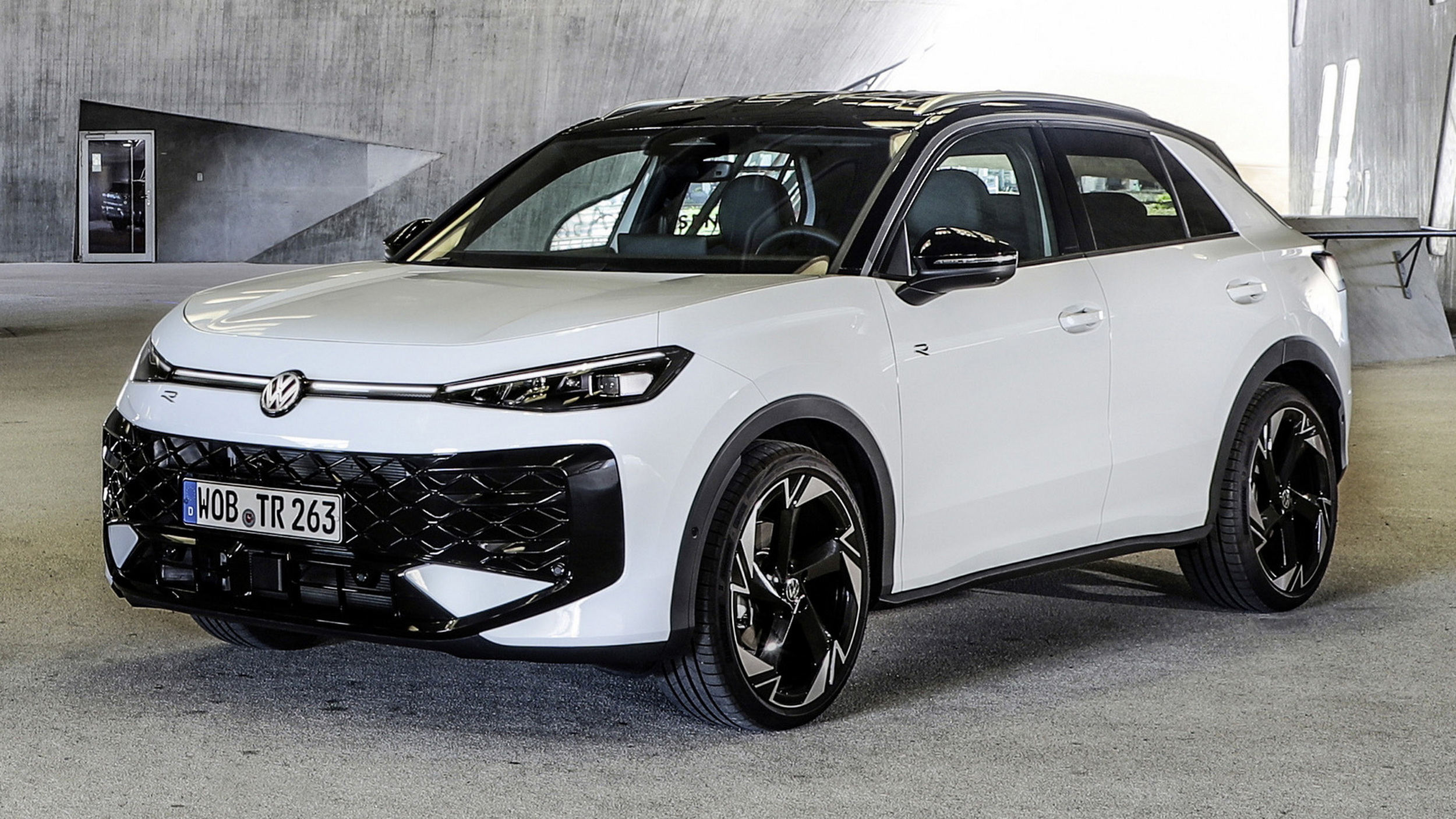 The Golf’s New Hybrid Runs Like A Prius Until 37 MPH, Then It Remembers It’s A VW