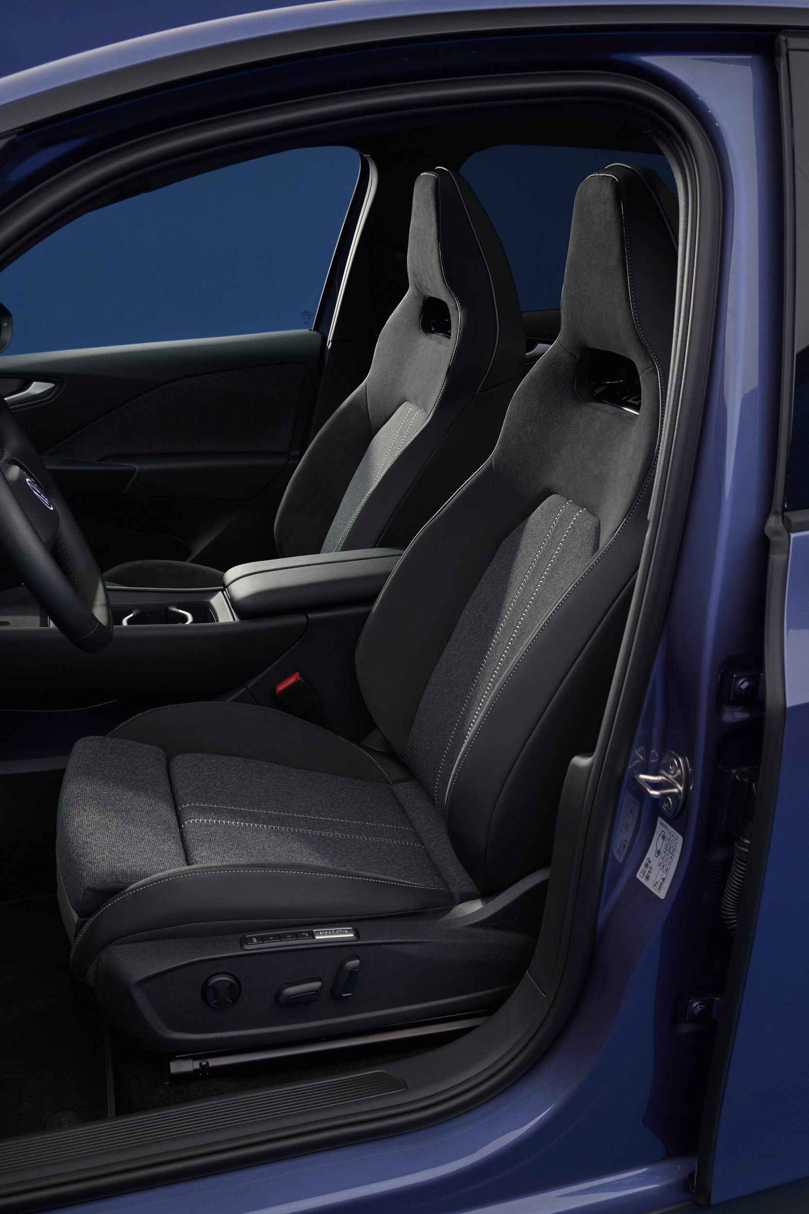 VW Spent Years Removing Knobs From Its Cars, The ID.3 Neo Puts Them Back