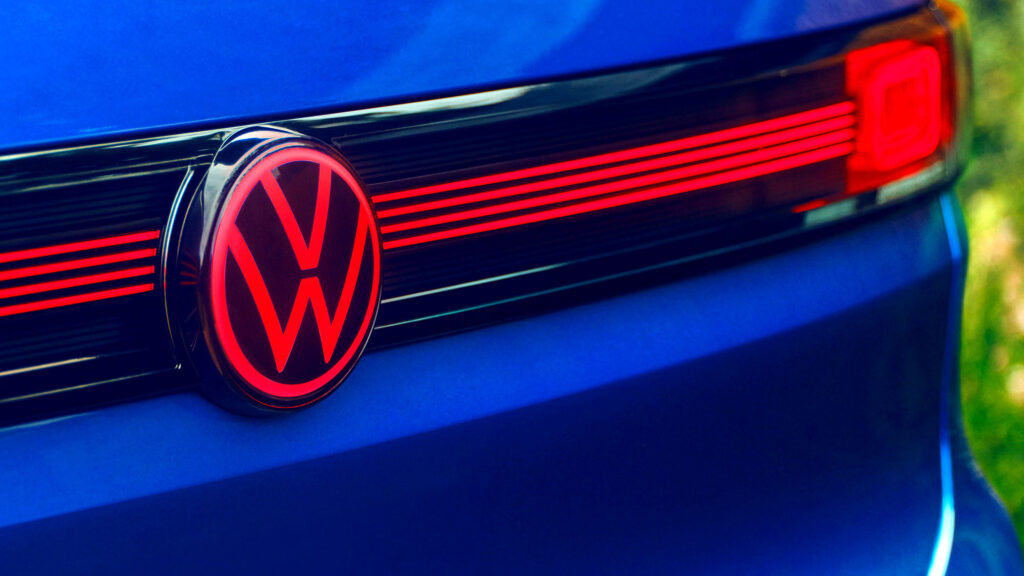  VW’s Volume Brands Grew Profits 38%, Its Sport Luxury Division Sank