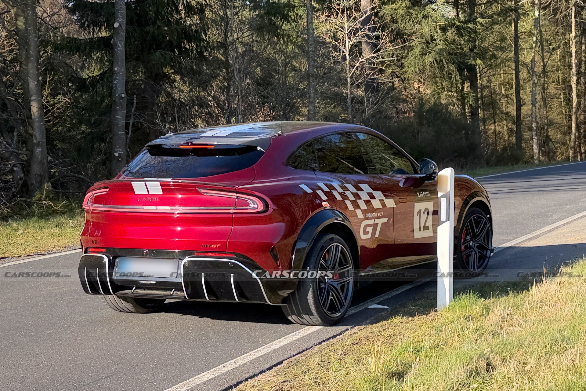 Xiaomi’s 990 HP Family SUV Costs Less Than A Base Macan EV And Outguns The Turbo