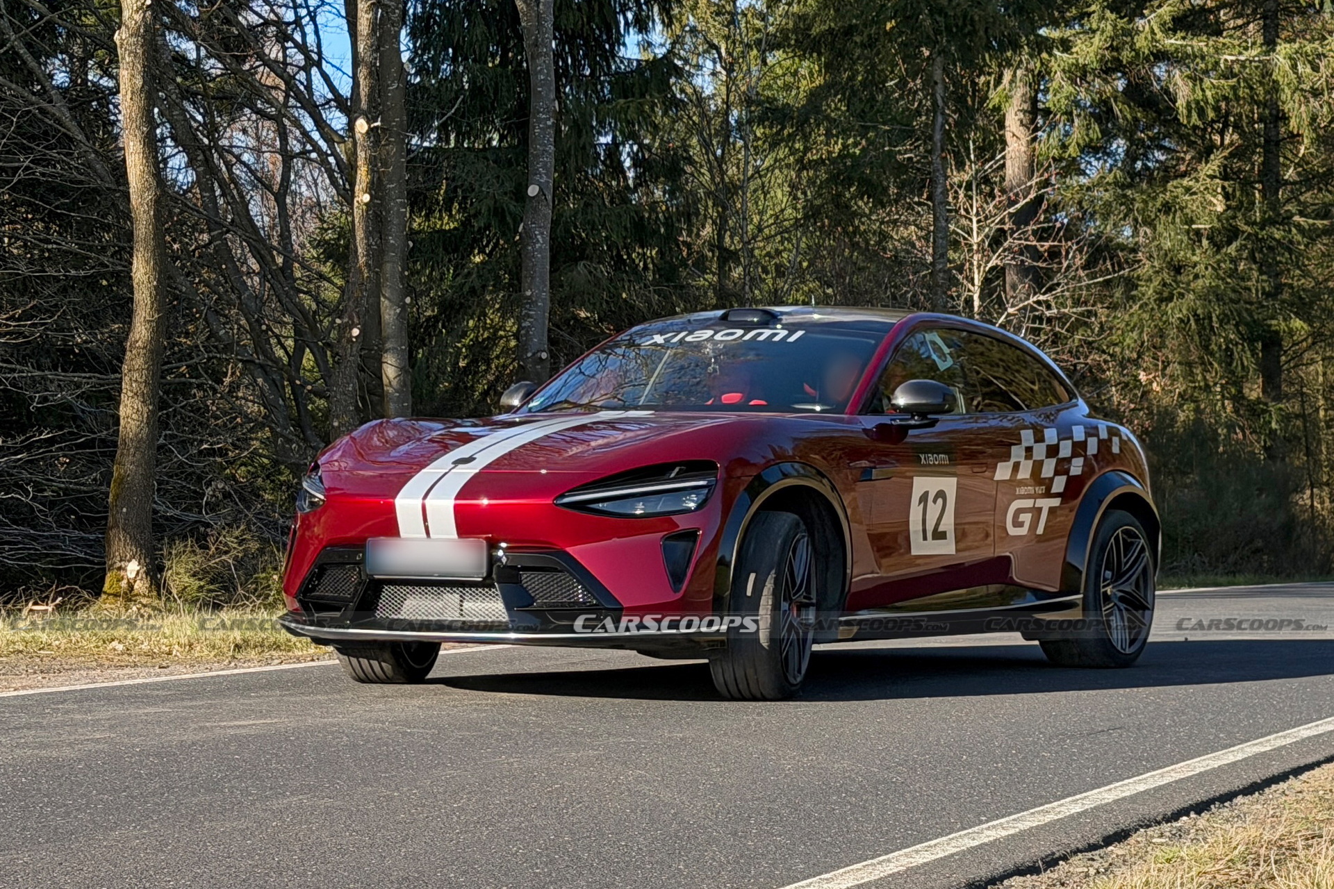 Xiaomi’s 990 HP Family SUV Costs Less Than A Base Macan EV And Outguns The Turbo