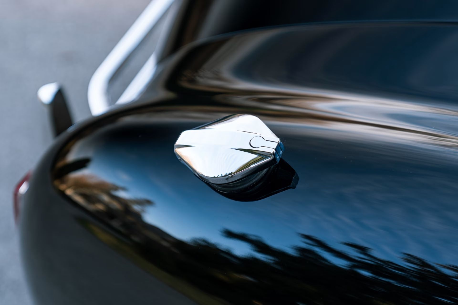 Even After Selling Your House, You Probably Can’t Afford This Shelby Cobra