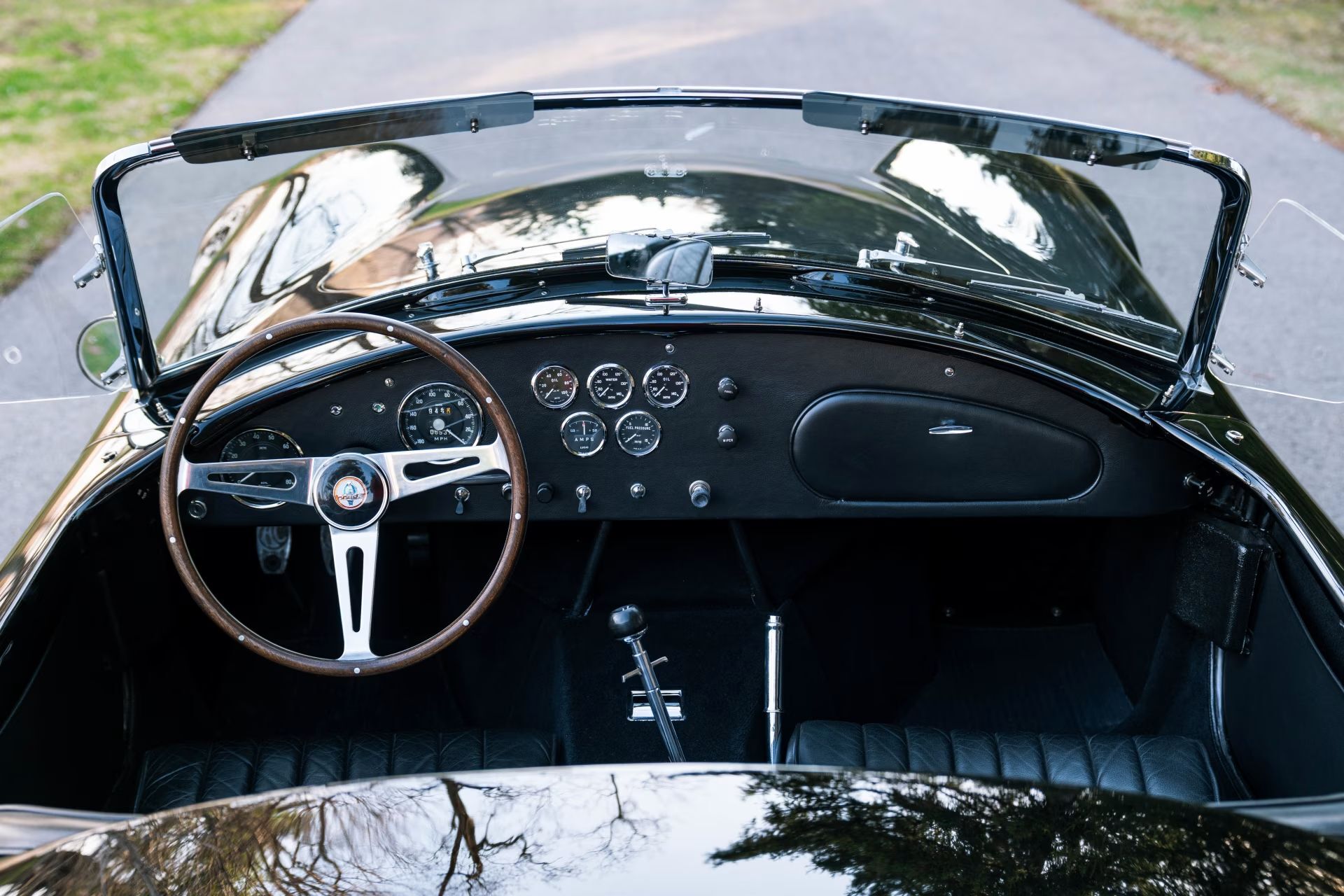 Even After Selling Your House, You Probably Can’t Afford This Shelby Cobra