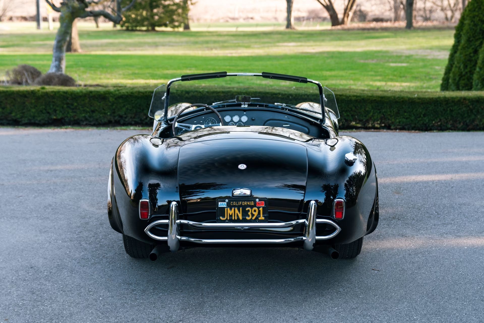 Even After Selling Your House, You Probably Can’t Afford This Shelby Cobra
