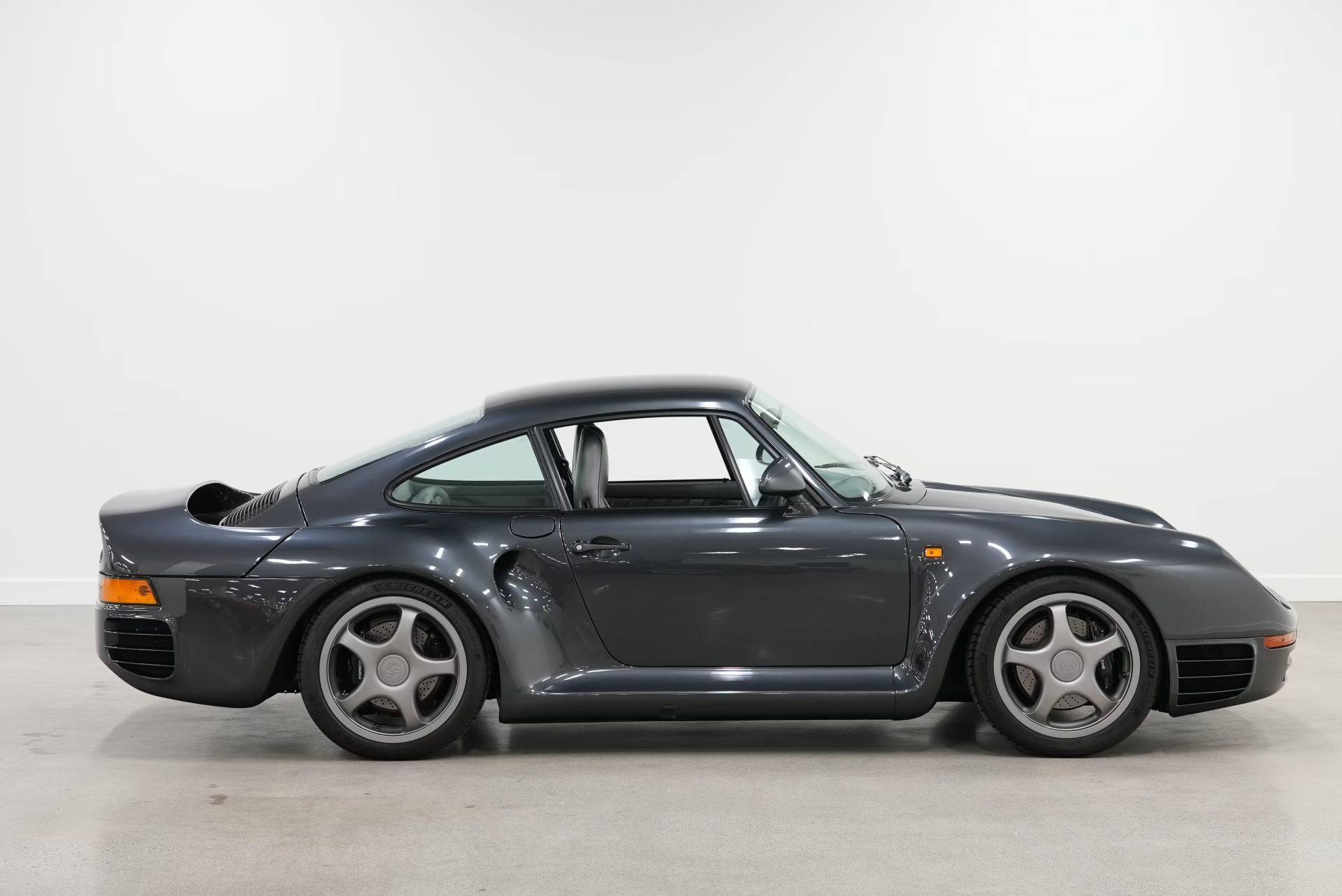 One Of Porsche’s Few 959s Legally In America Has 3,521 Miles And No Reserve