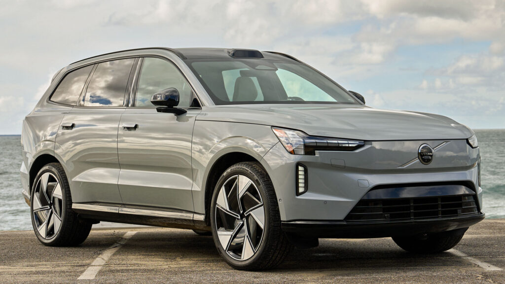  Biden Tried To Ban Chinese Cars And Tech, Trump Just Gave Volvo The Green Light