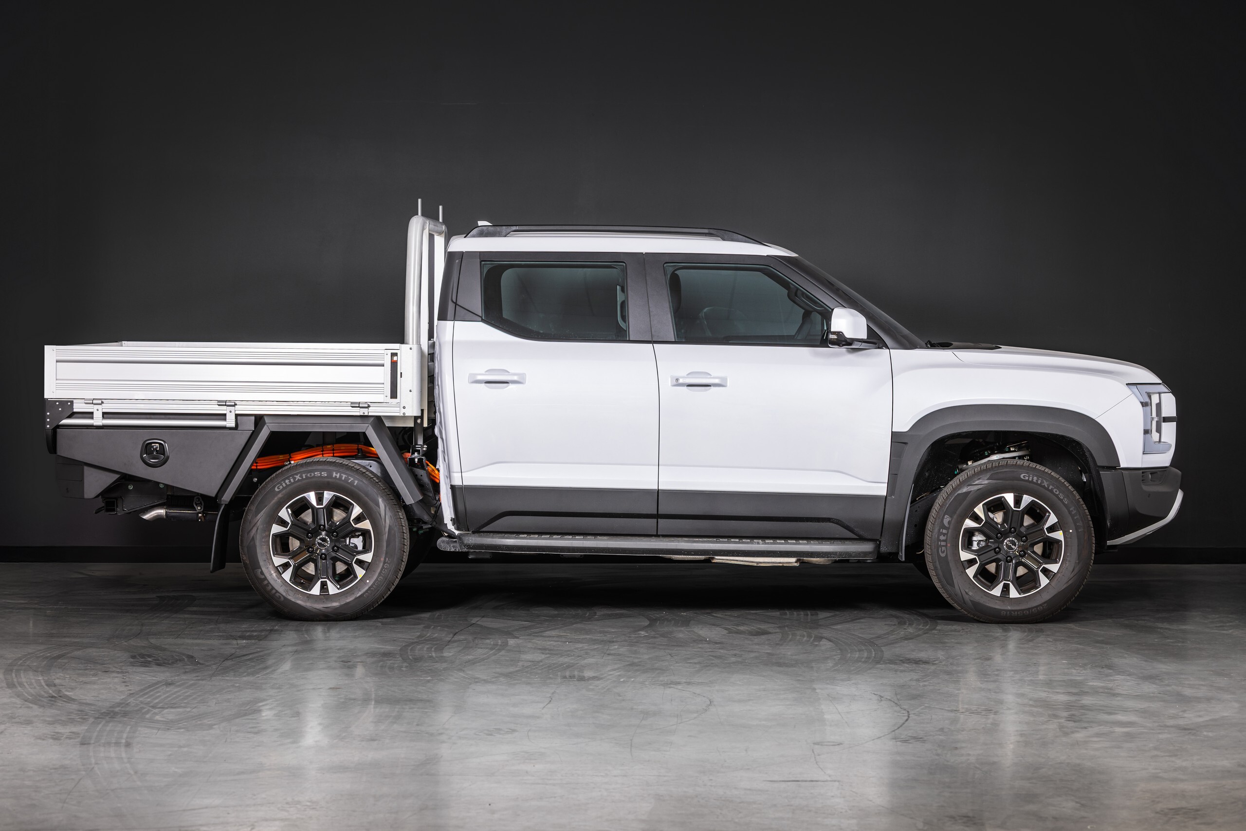 The Shark 6 Couldn’t Tow Like Other Mid-Size Pickups, So BYD Made One That Can