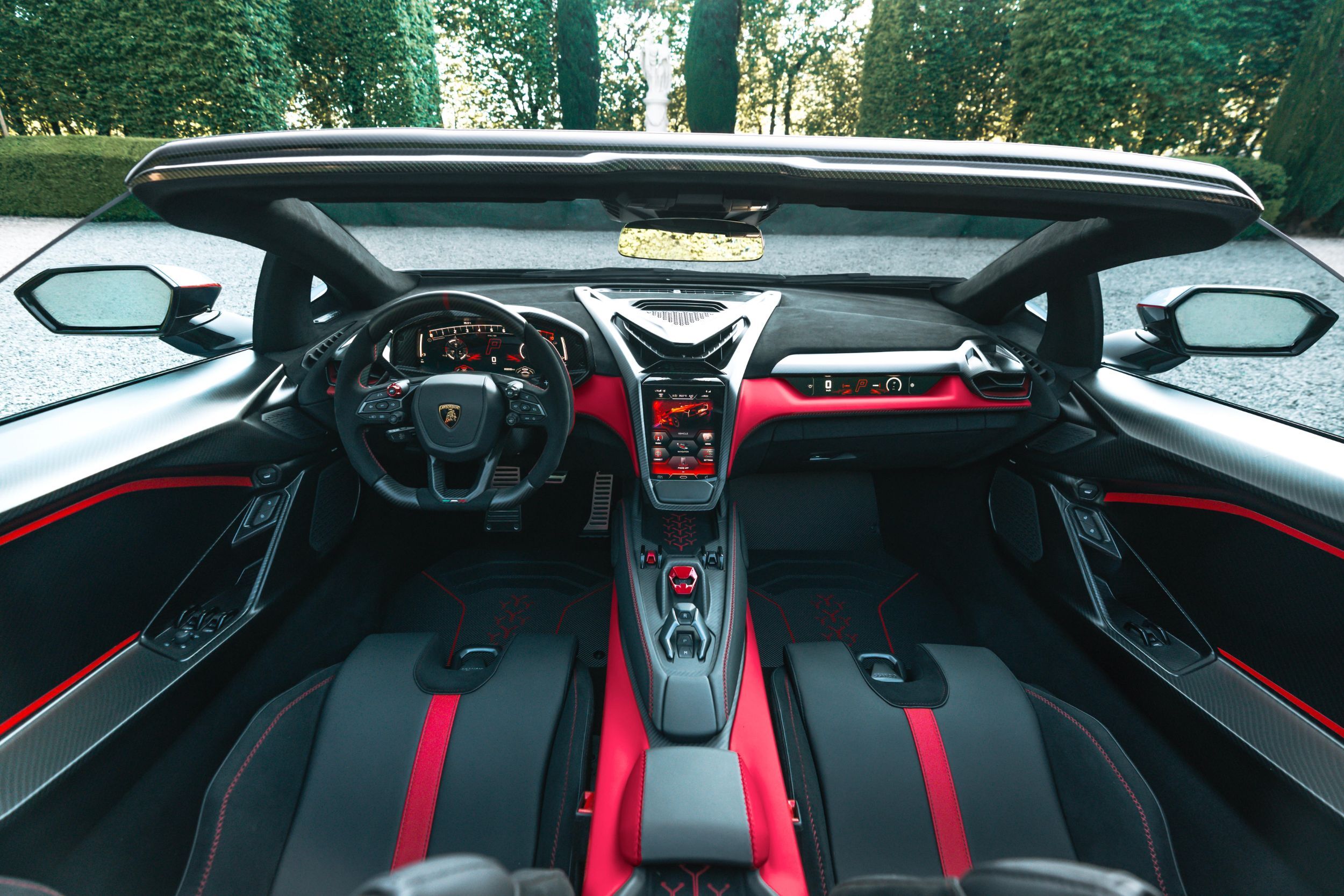 Lamborghini’s Most Powerful Open-Top Ever Will Only Reach 15 Buyers